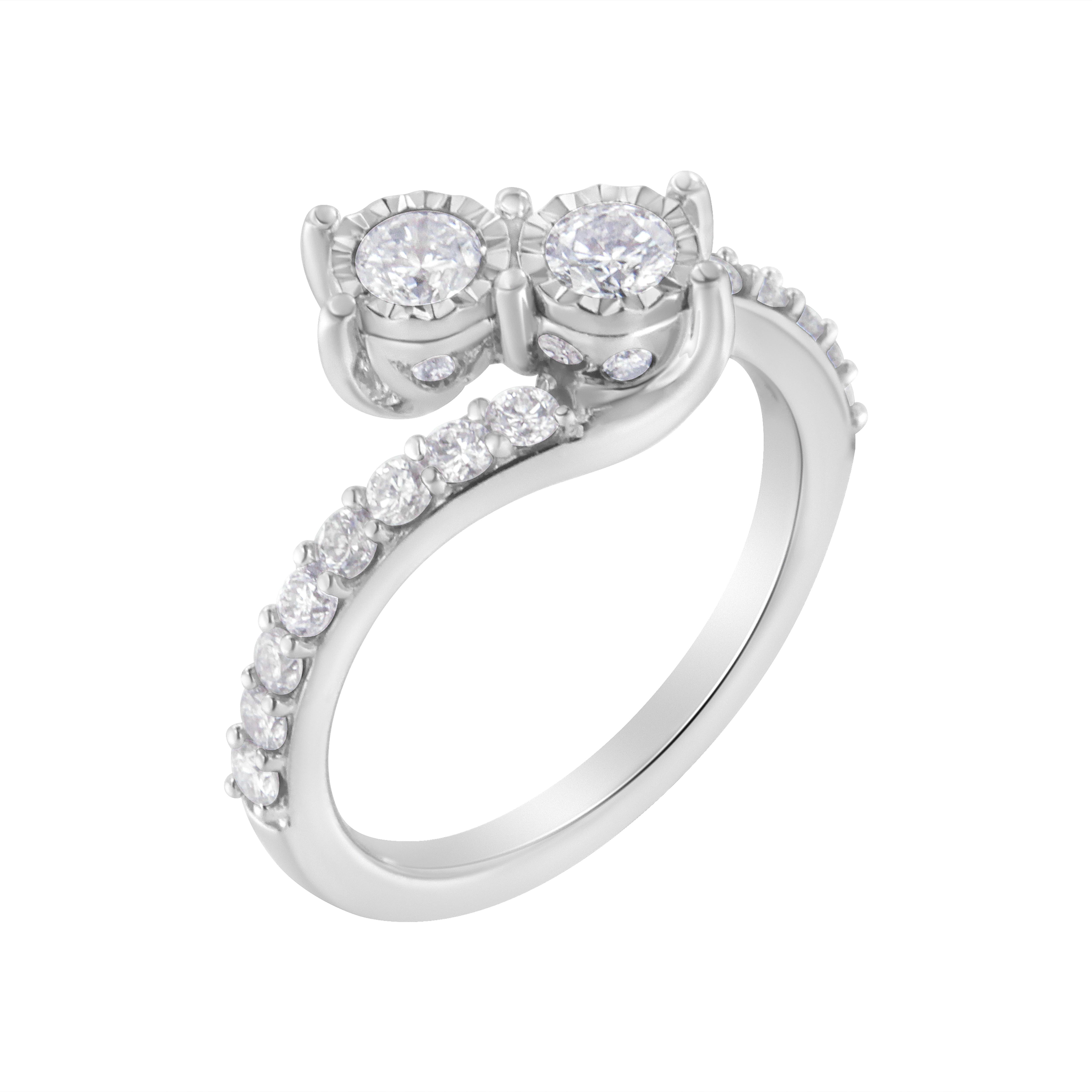 Anillo de oro blanco de 10 quilates con dos piedras engastadas milagrosamente con un diamante de 1 qt Moderno