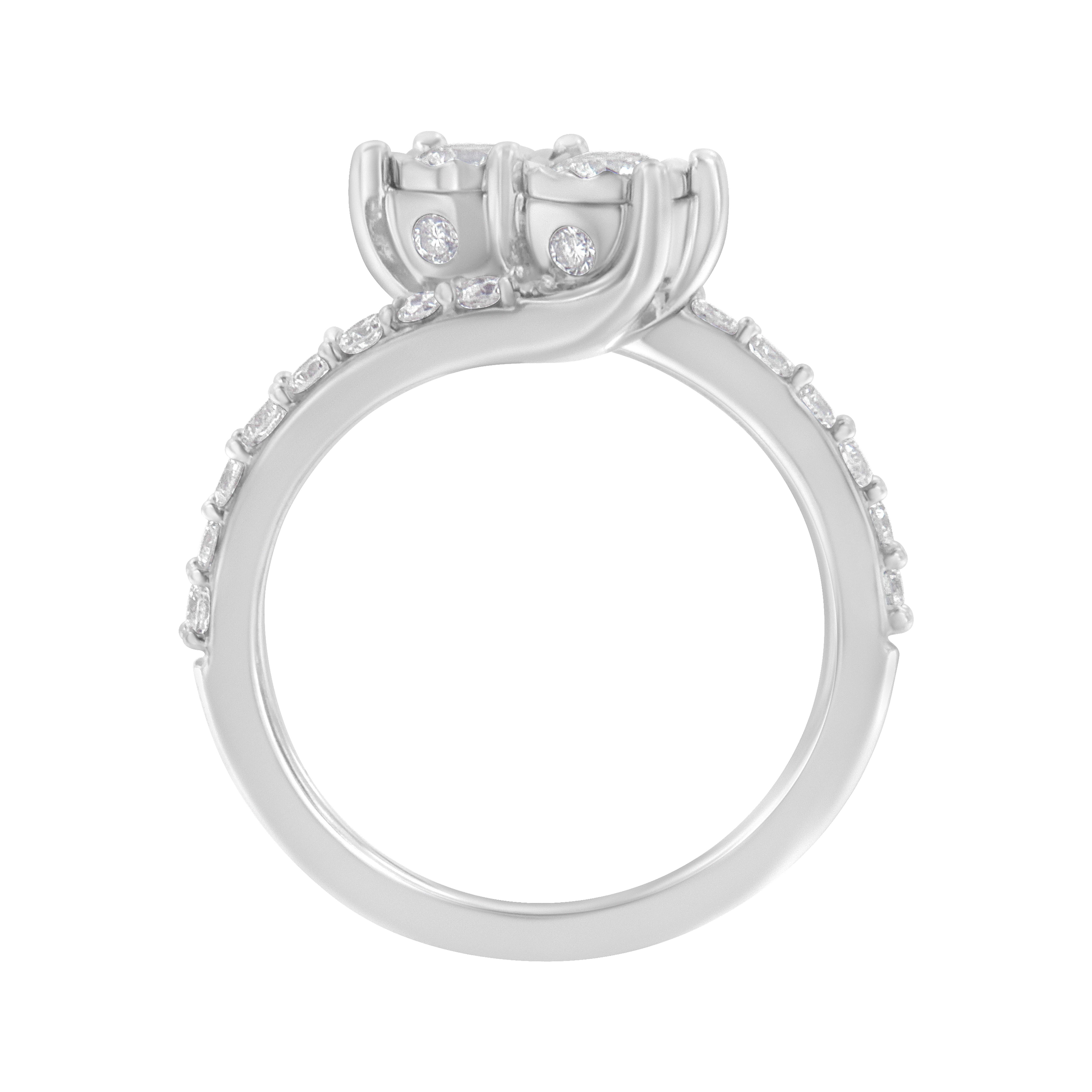 Anillo de oro blanco de 10 quilates con dos piedras engastadas milagrosamente con un diamante de 1 qt Corte redondo