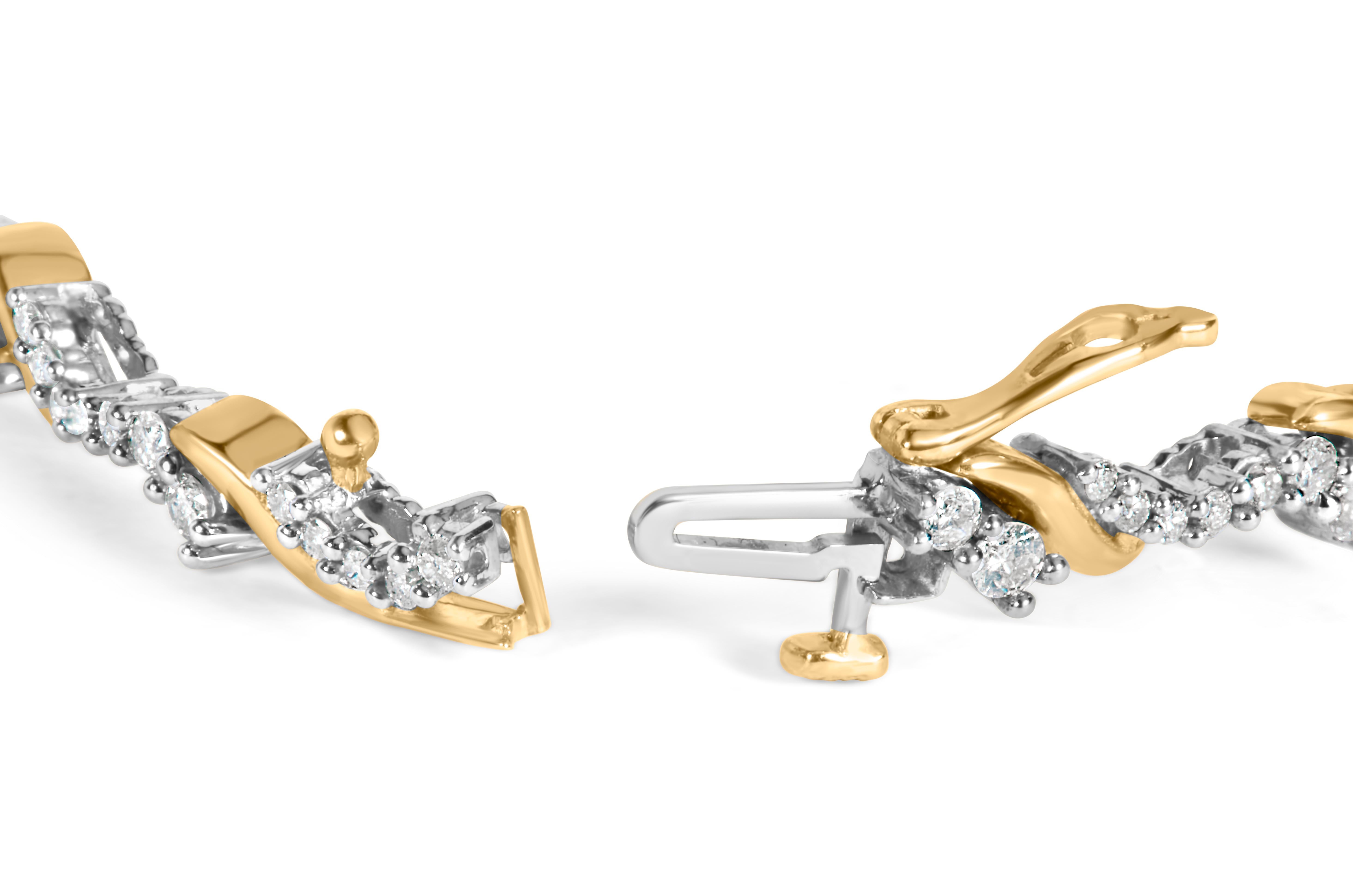 Laissez-vous séduire par la beauté luxueuse de ce superbe bracelet en or bicolore 10K serti de diamants. Doté de diamants ronds naturels d'une valeur de 2,00 cttw, ce bracelet est conçu avec 98 diamants éblouissants dans un design classique à