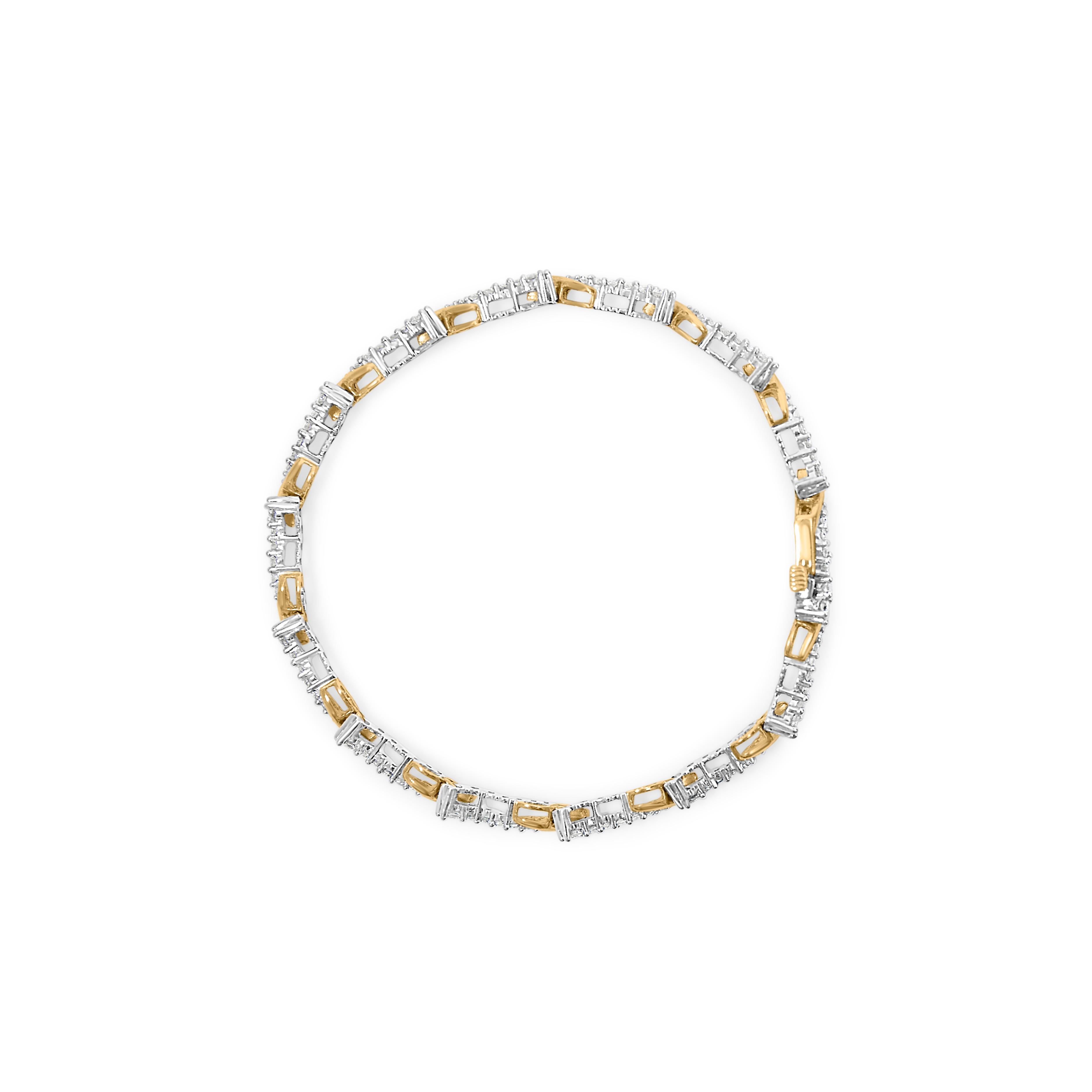 Moderne Bracelet en or jaune et blanc 10K avec 2.00 Cttw Diamond 