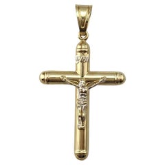 Pendentif Crucifix bicolore en or jaune et blanc 10 carats #17439