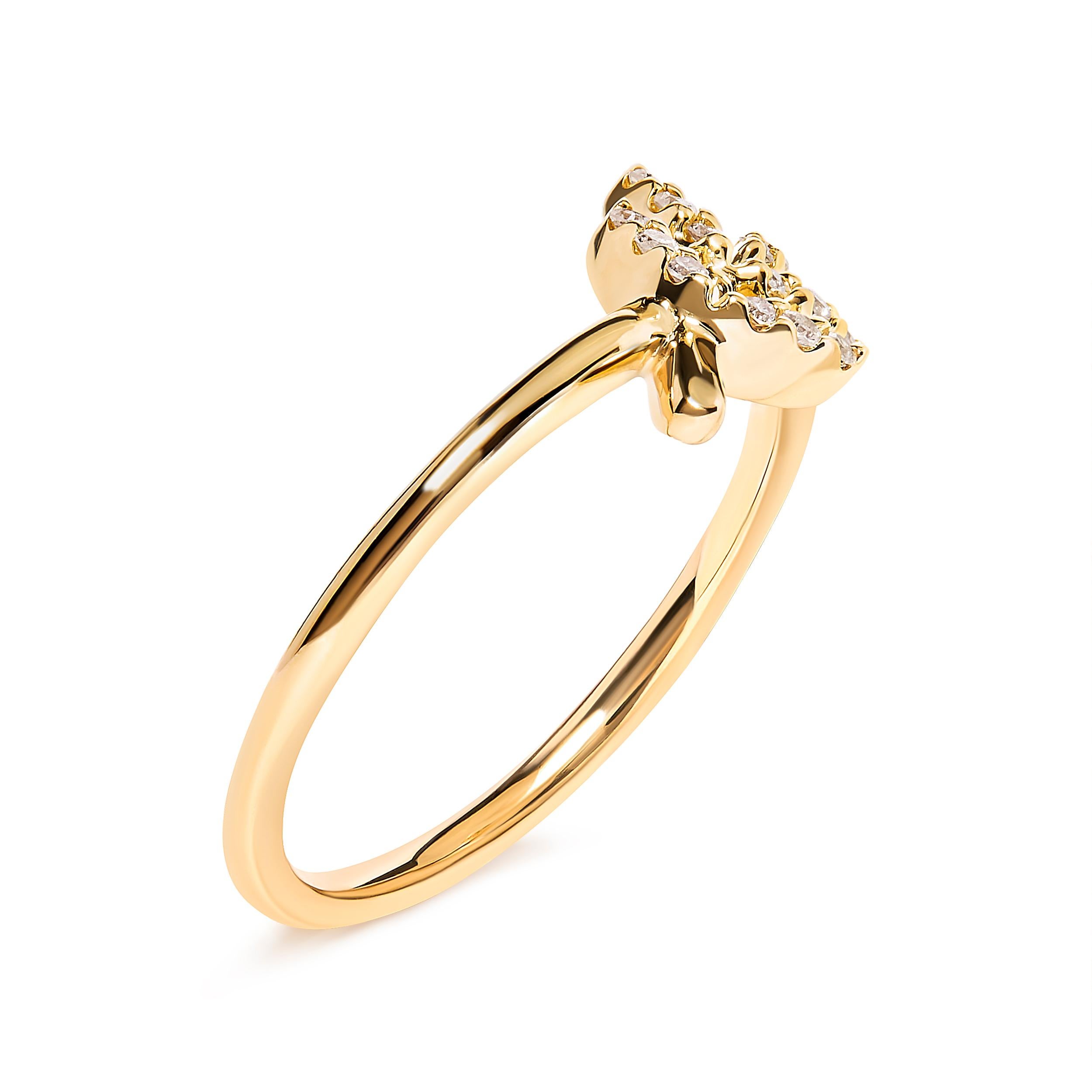 Modern 10K Yellow Gold 1/10 Carat Diamond Leaf and Branch Ring For Sale