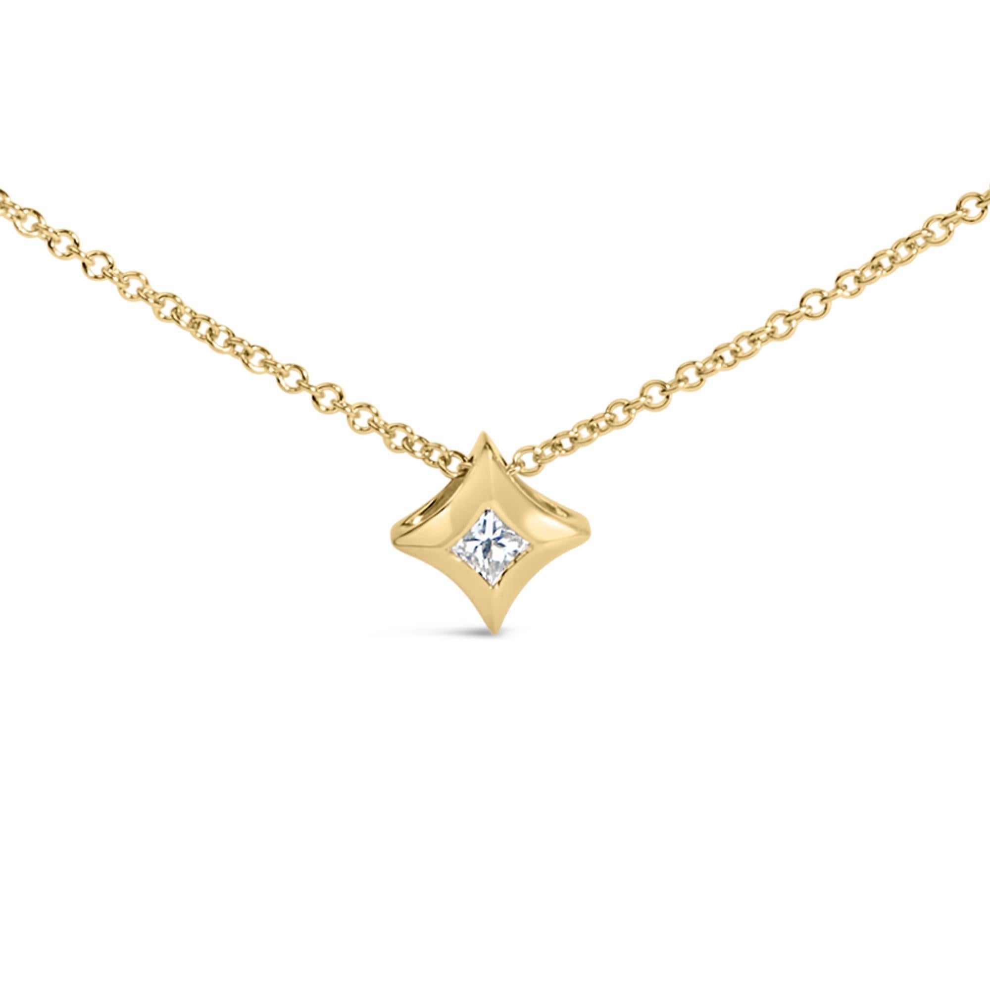Collar Colgante de Oro Amarillo de 10 K con Diamantes en Forma de Cometa de 1/10 Cttw - 18