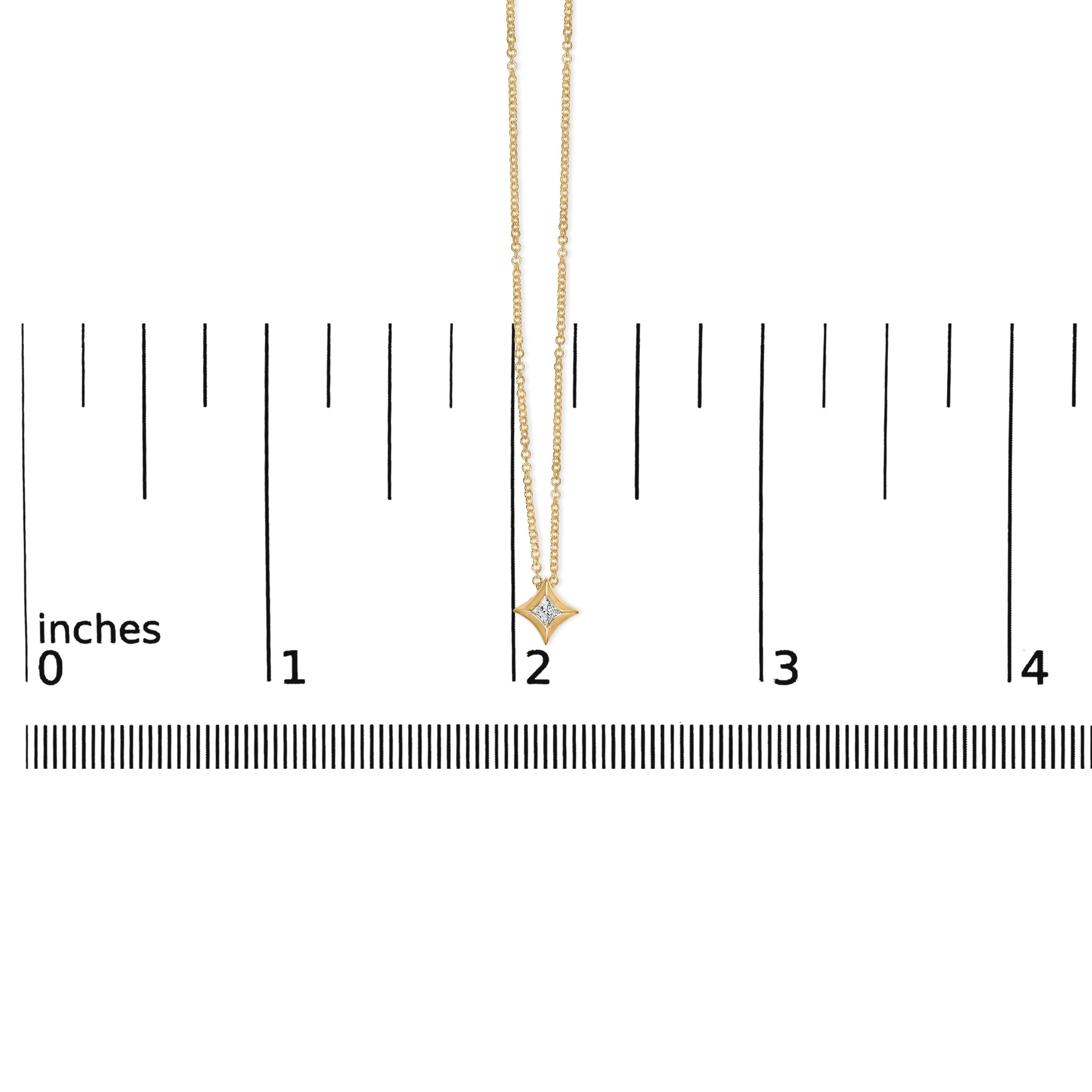 De las mujeres Collar Colgante de Oro Amarillo de 10 K con Diamantes en Forma de Cometa de 1/10 Cttw - 18