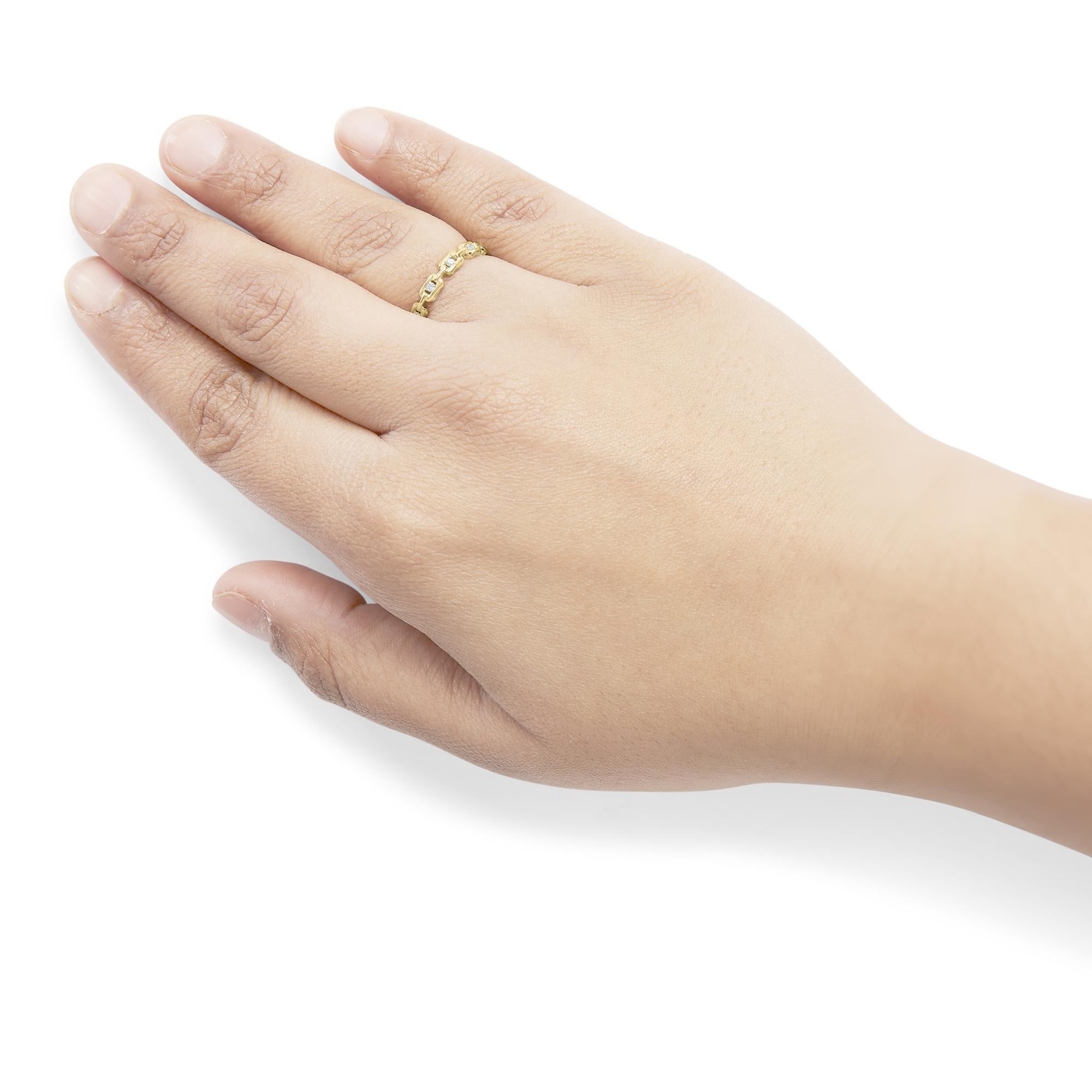 10K Gelbgold 1/10 Cttw Büroklammer Stil Link Band Ring im Zustand „Neu“ im Angebot in New York, NY
