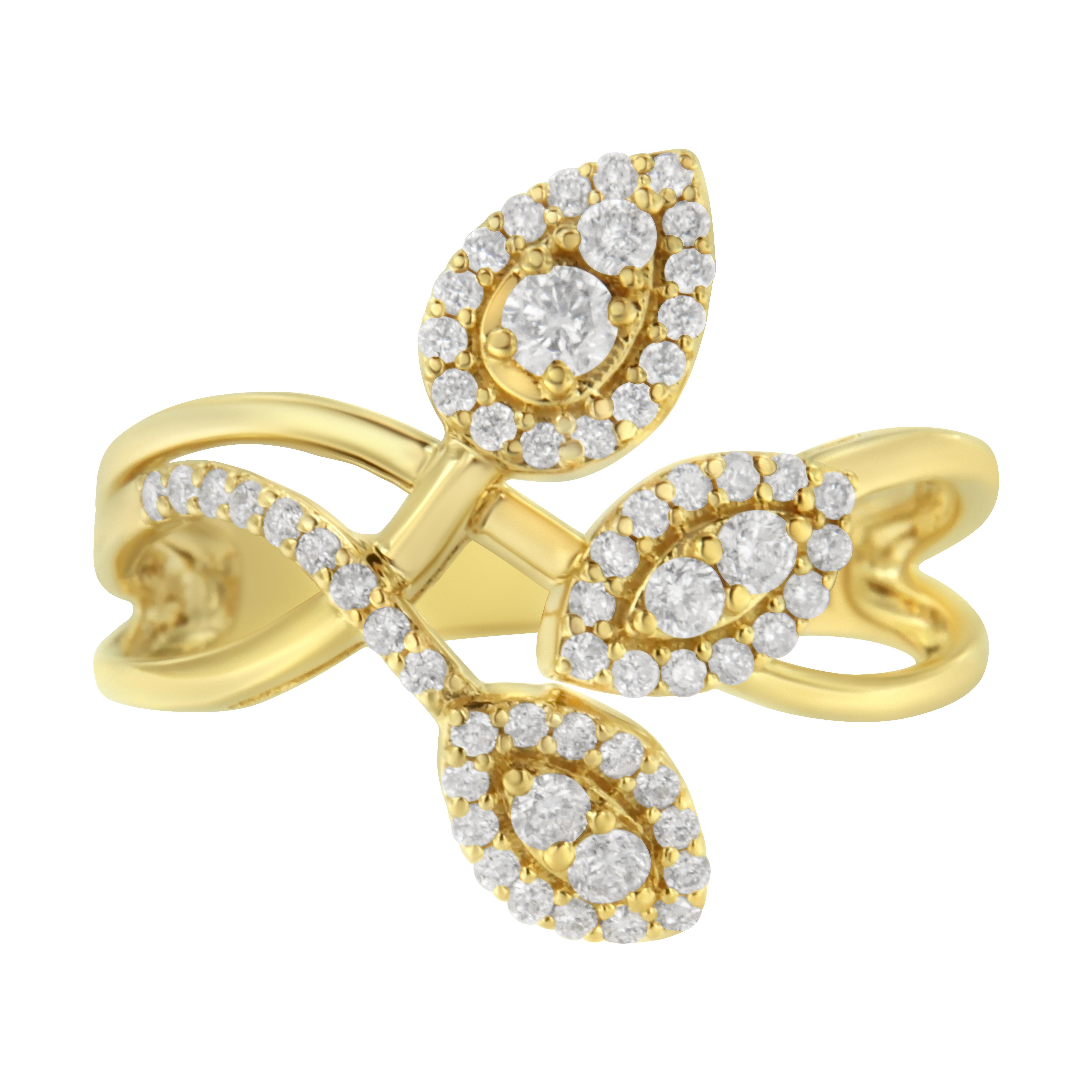 10K Gelbgold 1/2 Karat Diamant Layered Crossover Dreifachblatt Bypass-Ring (Moderne) im Angebot