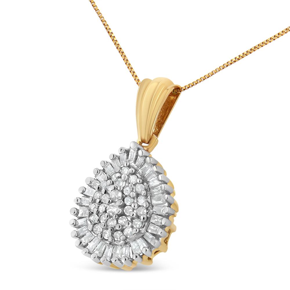 Contemporain Collier à pendentif en or jaune 10 carats avec diamants taille ovale de 1/2 carat en vente