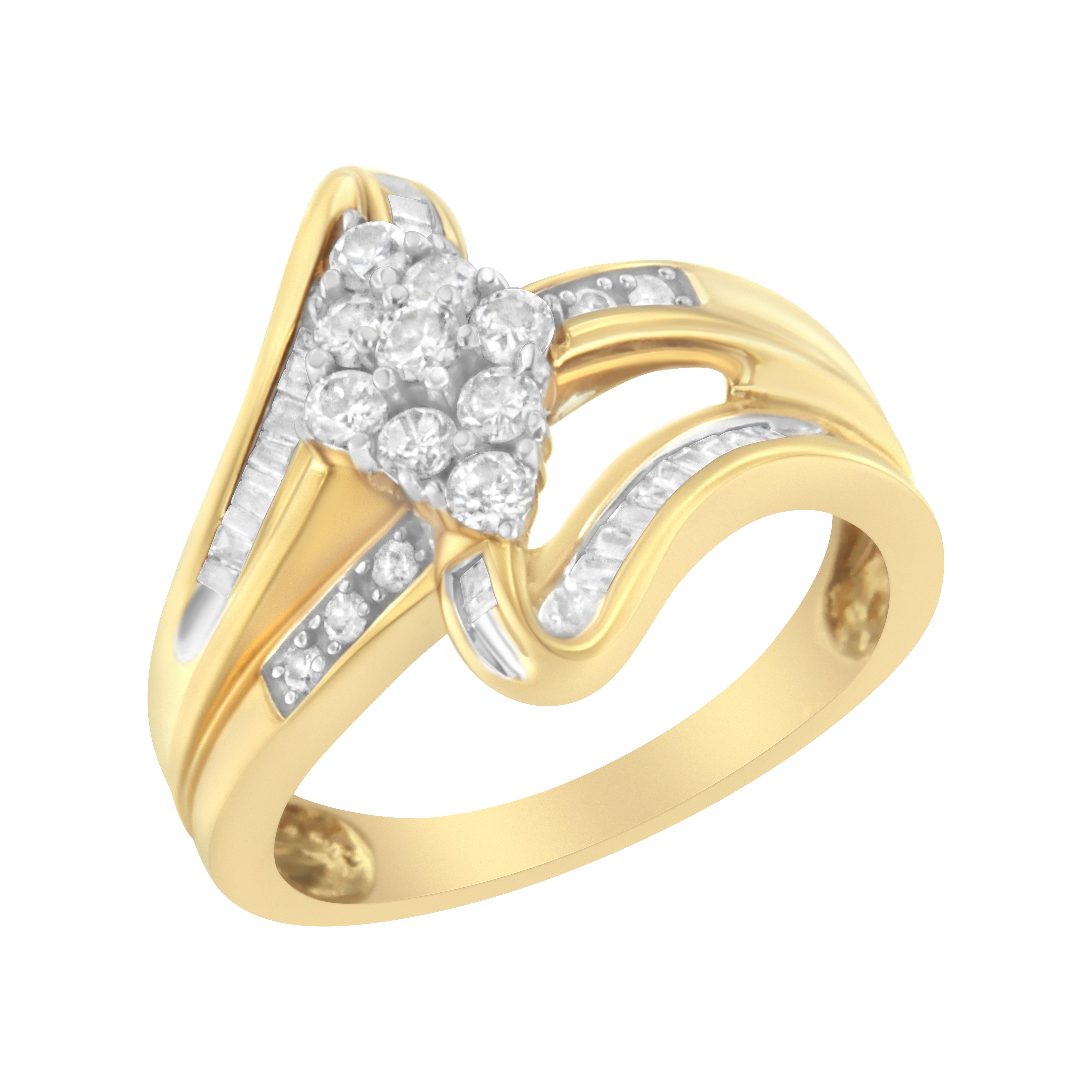 Modern 10K Yellow Gold 1/2 cttw Diamond Cluster Cocktail Ring For Sale