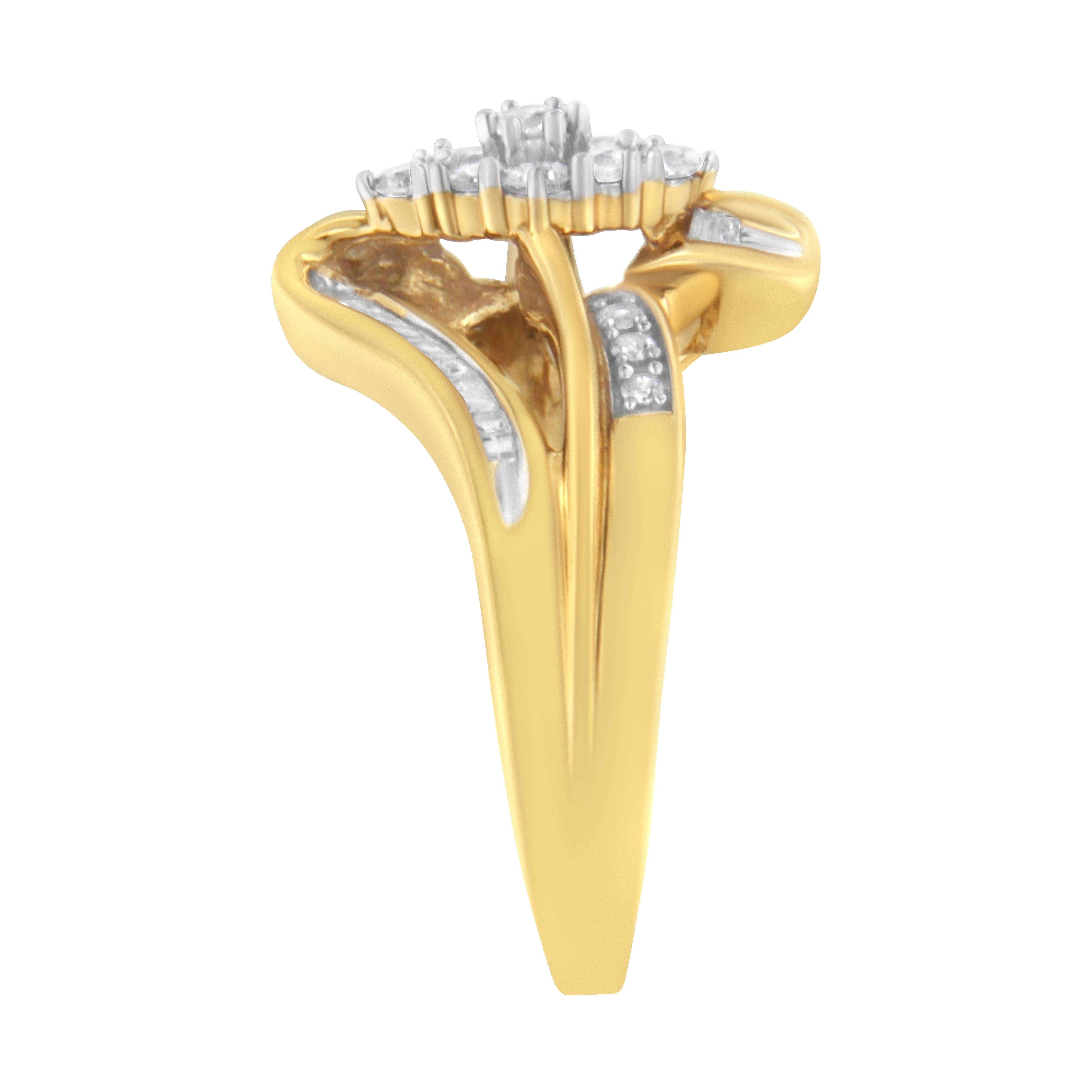 10K Yellow Gold 1/2 cttw Diamond Cluster Cocktail Ring In New Condition For Sale In New York, NY