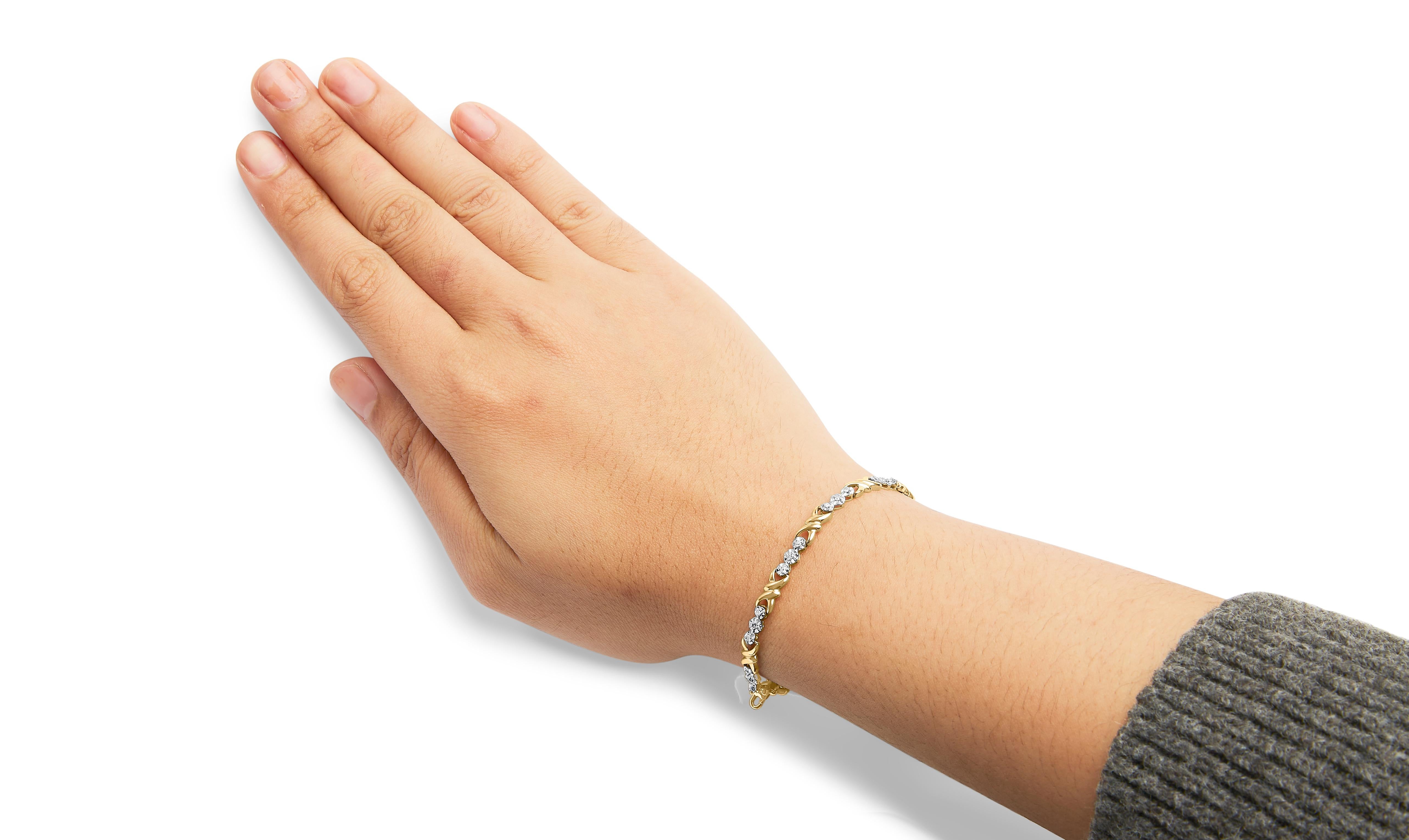 Bracelet en or jaune 10k 1/3 Cttw Diamond 3 Stone and X-Link - 7.50