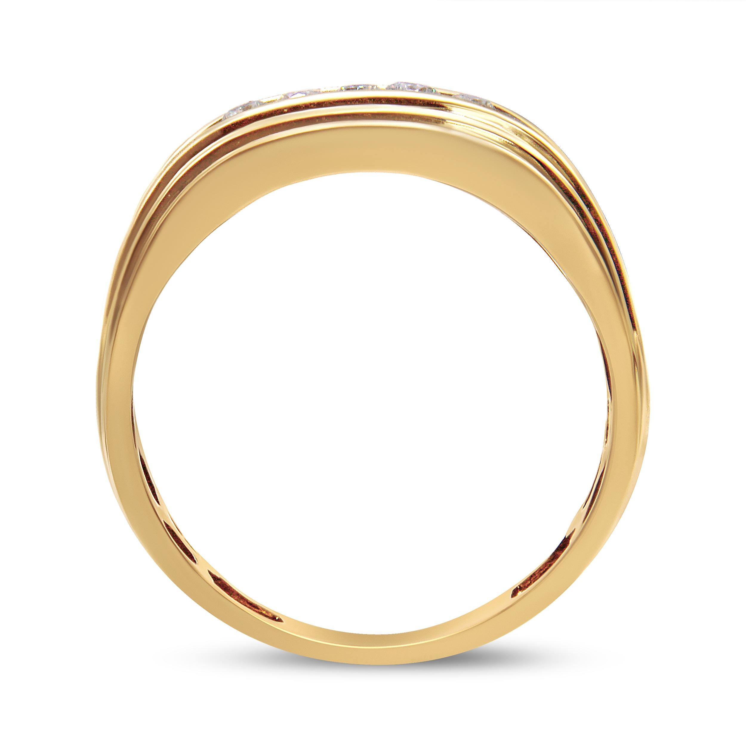 Round Cut 10K Yellow Gold 1/4 Carat Round-Cut Diamond 5-Stone Men's Band Ring