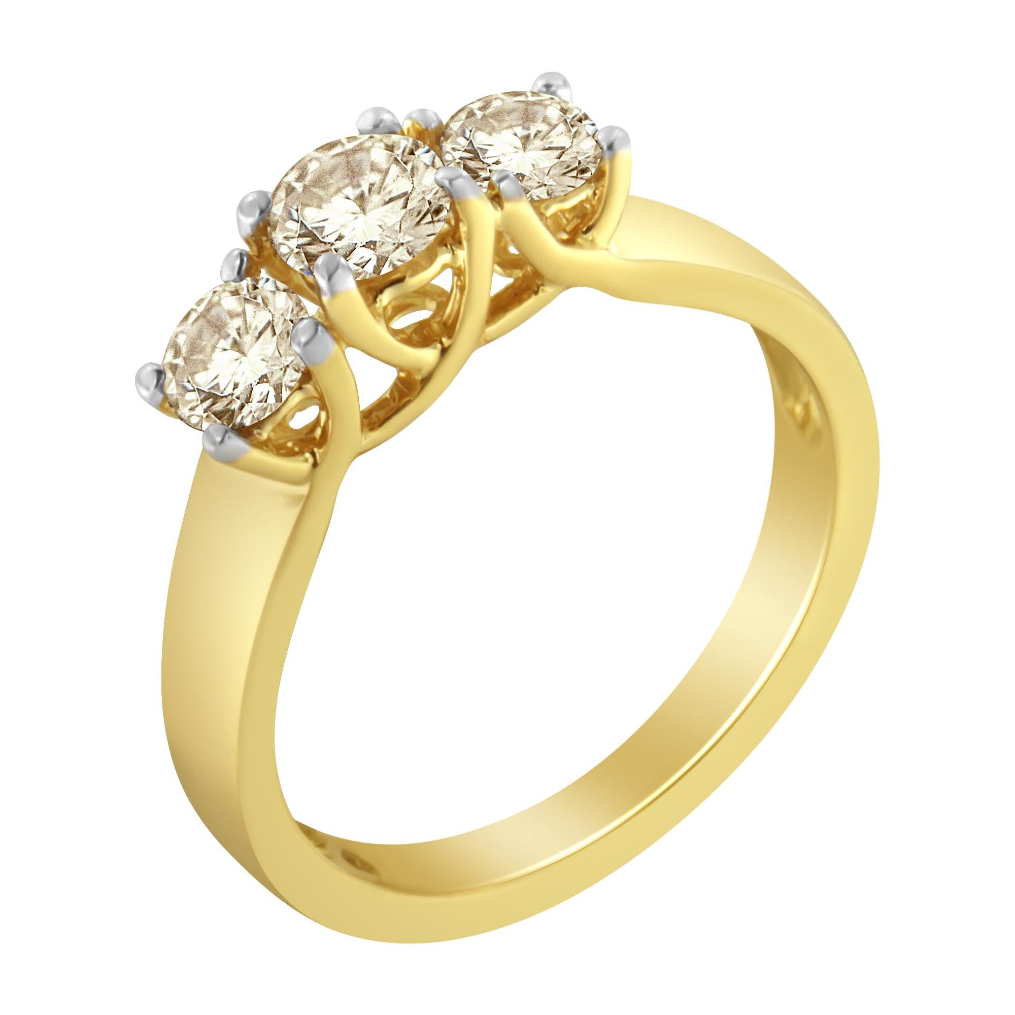 10K Yellow Gold 1.0 Carat Diamond 3-Stone Ring 3