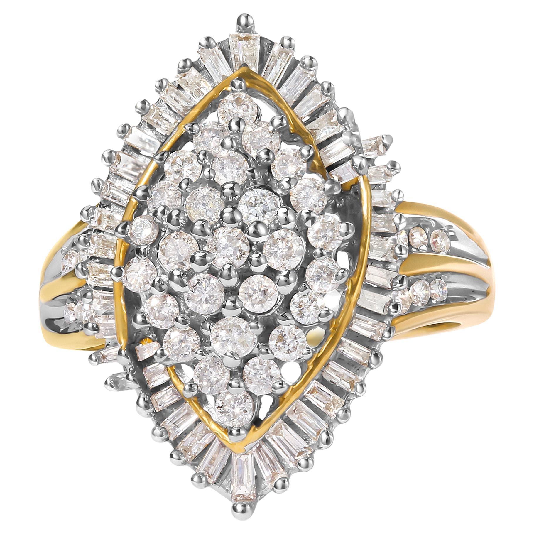 Bague en or jaune 10 carats avec grappe de diamants taille ronde et baguette de 1,0 carat en vente