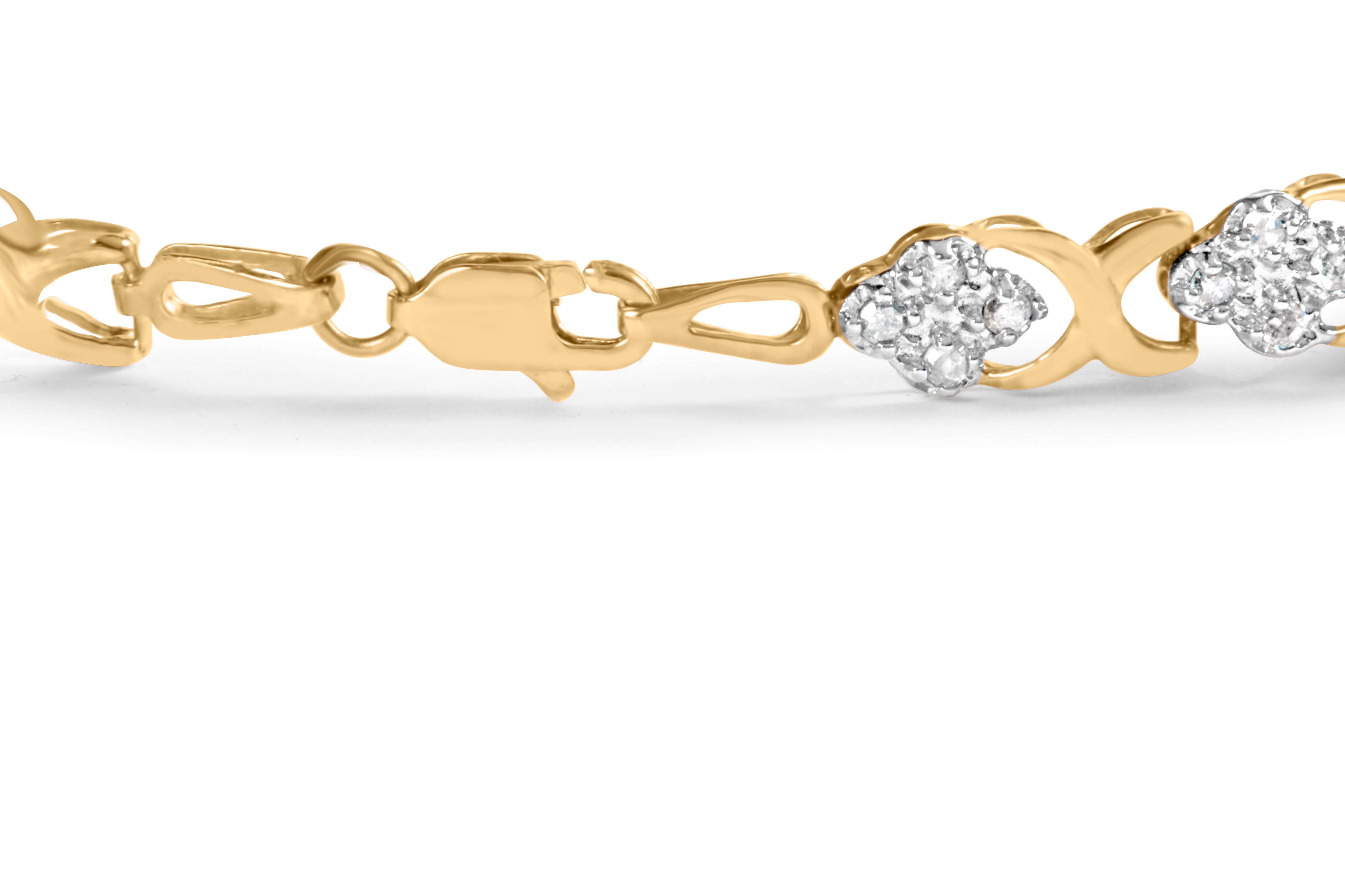 Bracelet en or jaune 10 carats 1,00 Cttw Diamond 5 Stone Floral Cluster and 