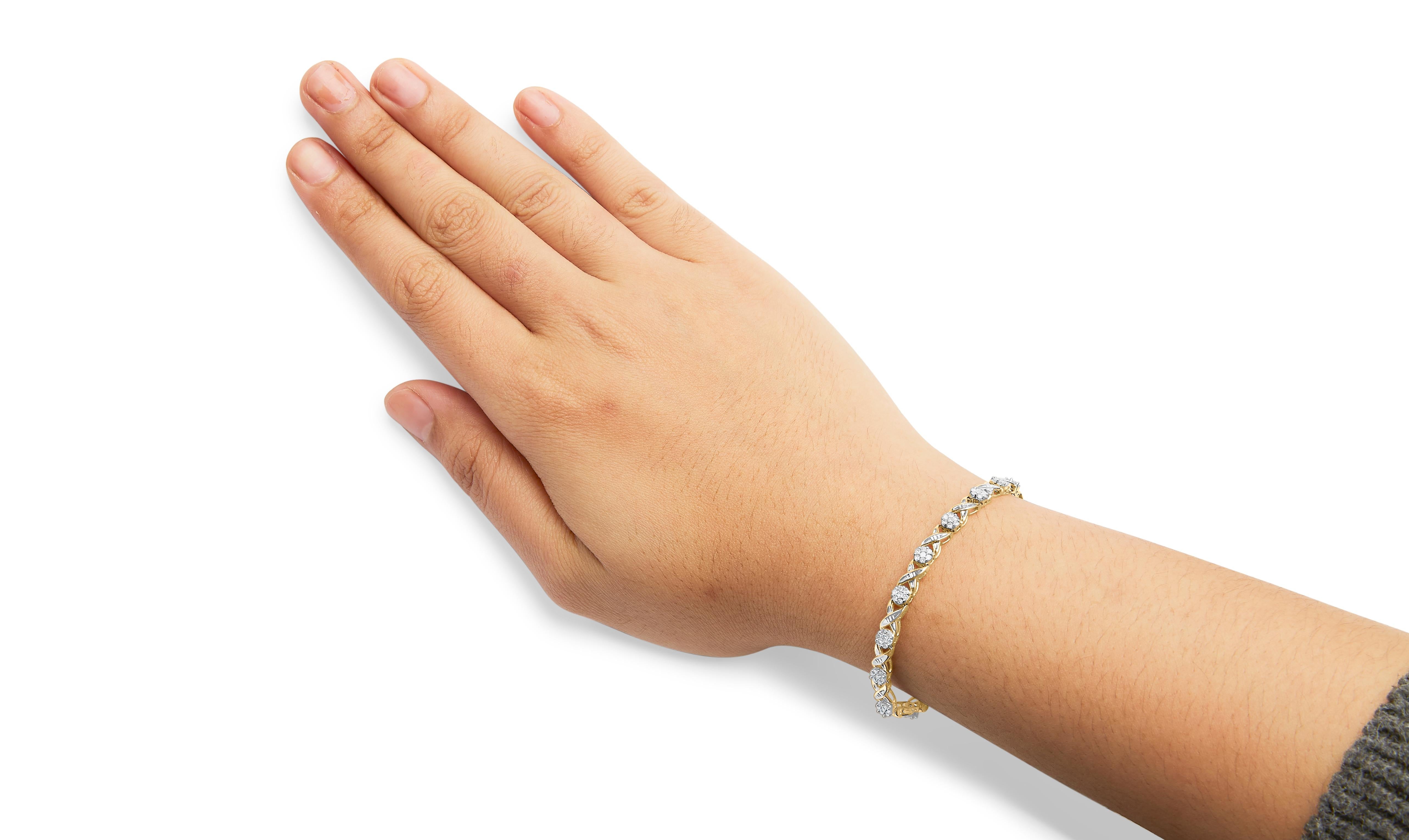 Bracelet en or jaune 10K à maillons croisés et diamants de taille ronde 1.00 Cttw 7