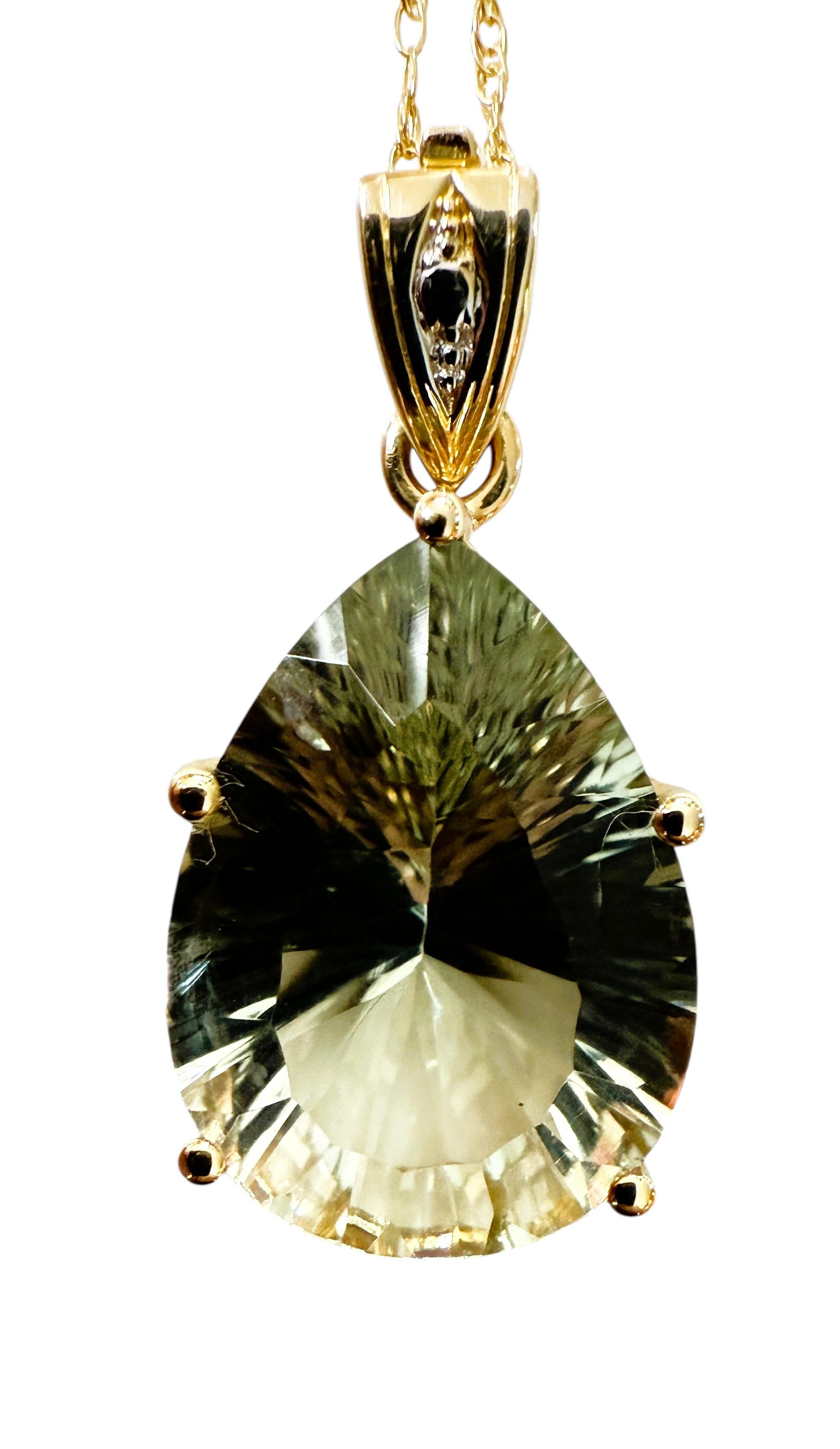 10k Gelbgold 10,21 Karat Prasiolith & Diamant-Anhänger w 14k Gelbgold Kette im Angebot 1