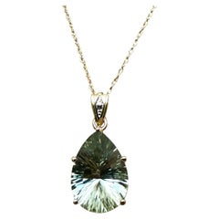 10k Gelbgold 10,21 Karat Prasiolith & Diamant-Anhänger w 14k Gelbgold Kette