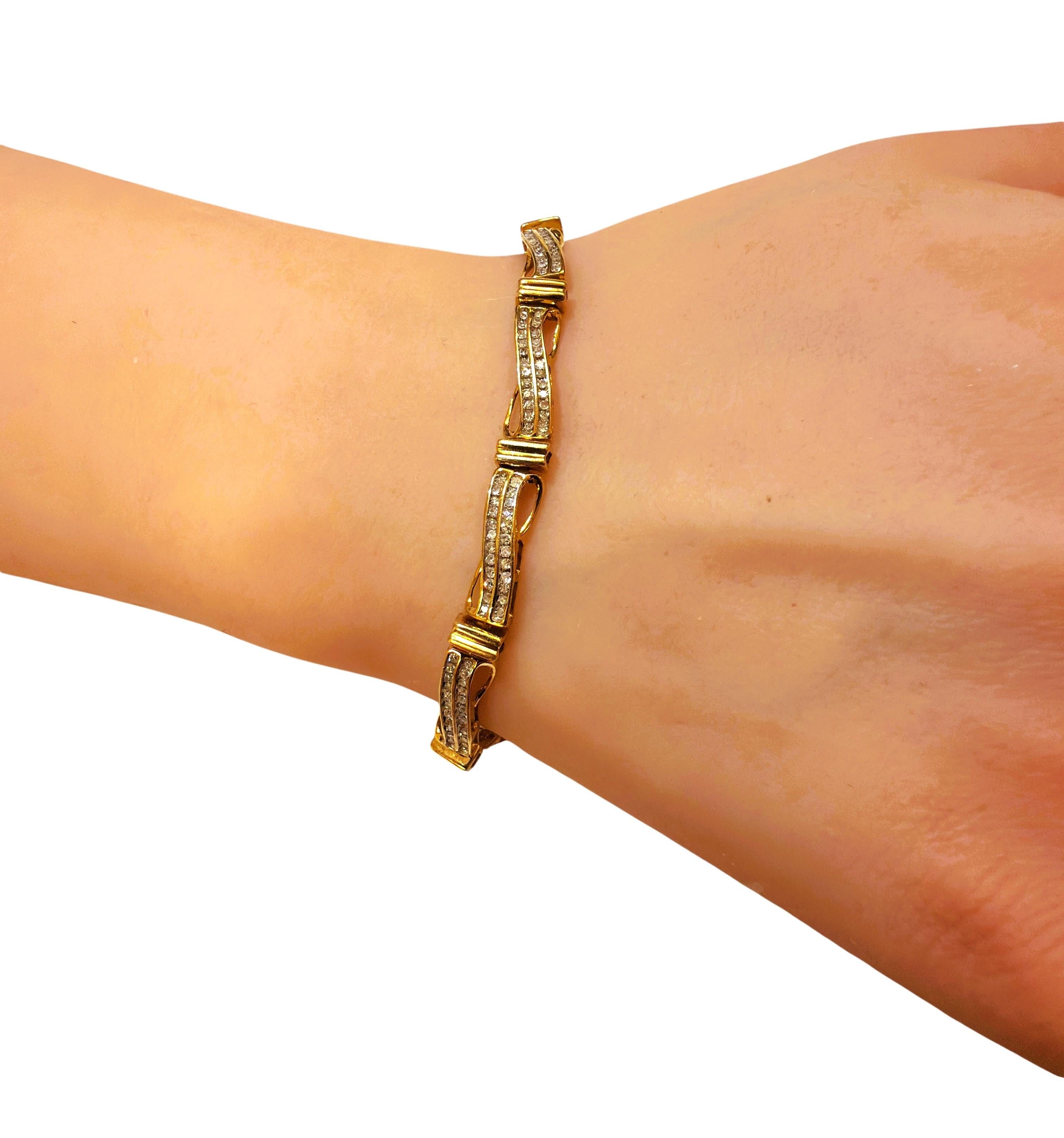 Bracciale A Link in oro giallo 10K da 1,20 carati e 240 diamanti, 7 pollici in vendita 3