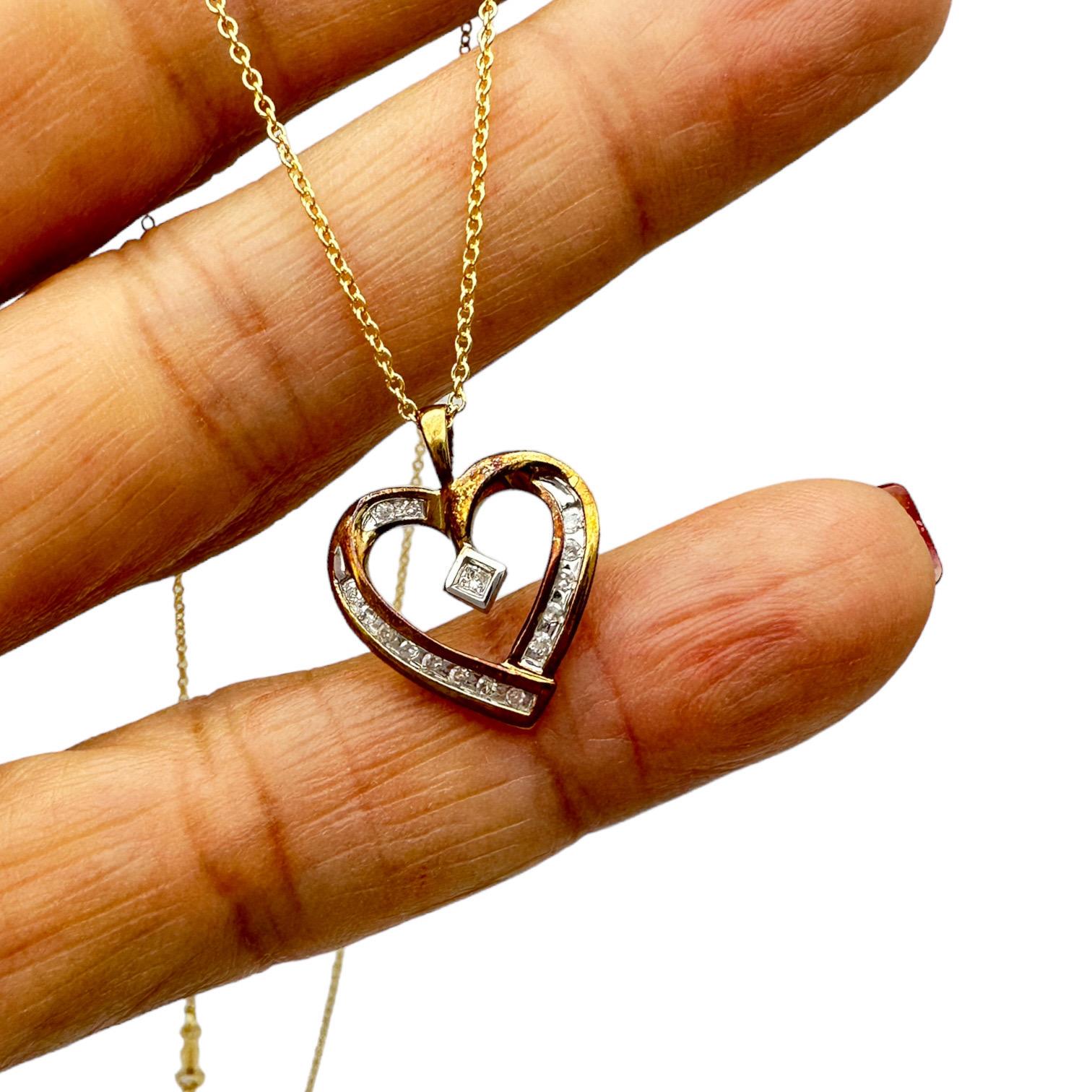 Contemporary 10K Yellow Gold .15 Carat Diamond Heart Pendant  For Sale