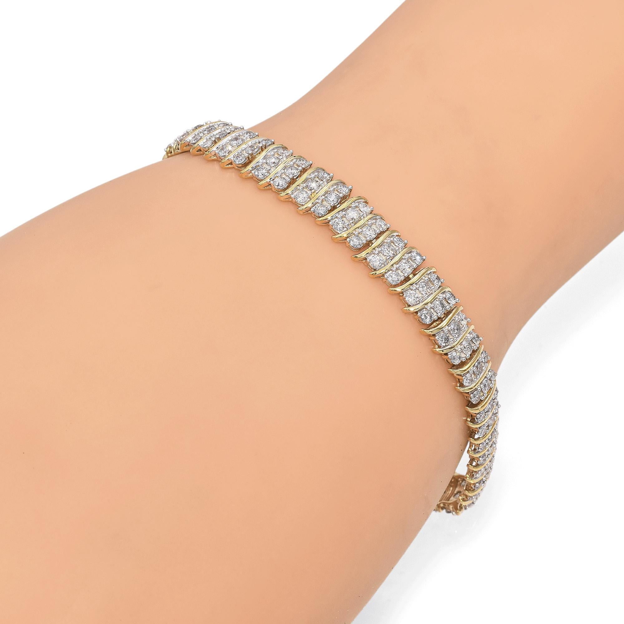 Bracelet à maillons en or jaune 10 carats avec diamants 1,62 TCW Bon état - En vente à New York, NY