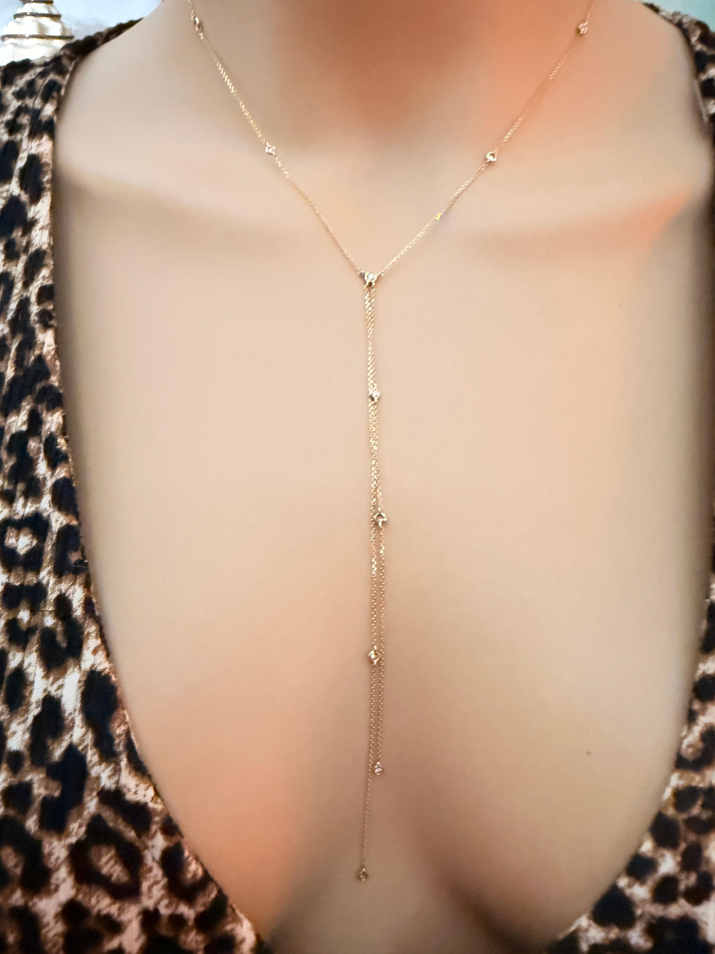 Collier en or jaune 10k, diamant taille brillant Saturn Y Split Drop Necklace en vente 2