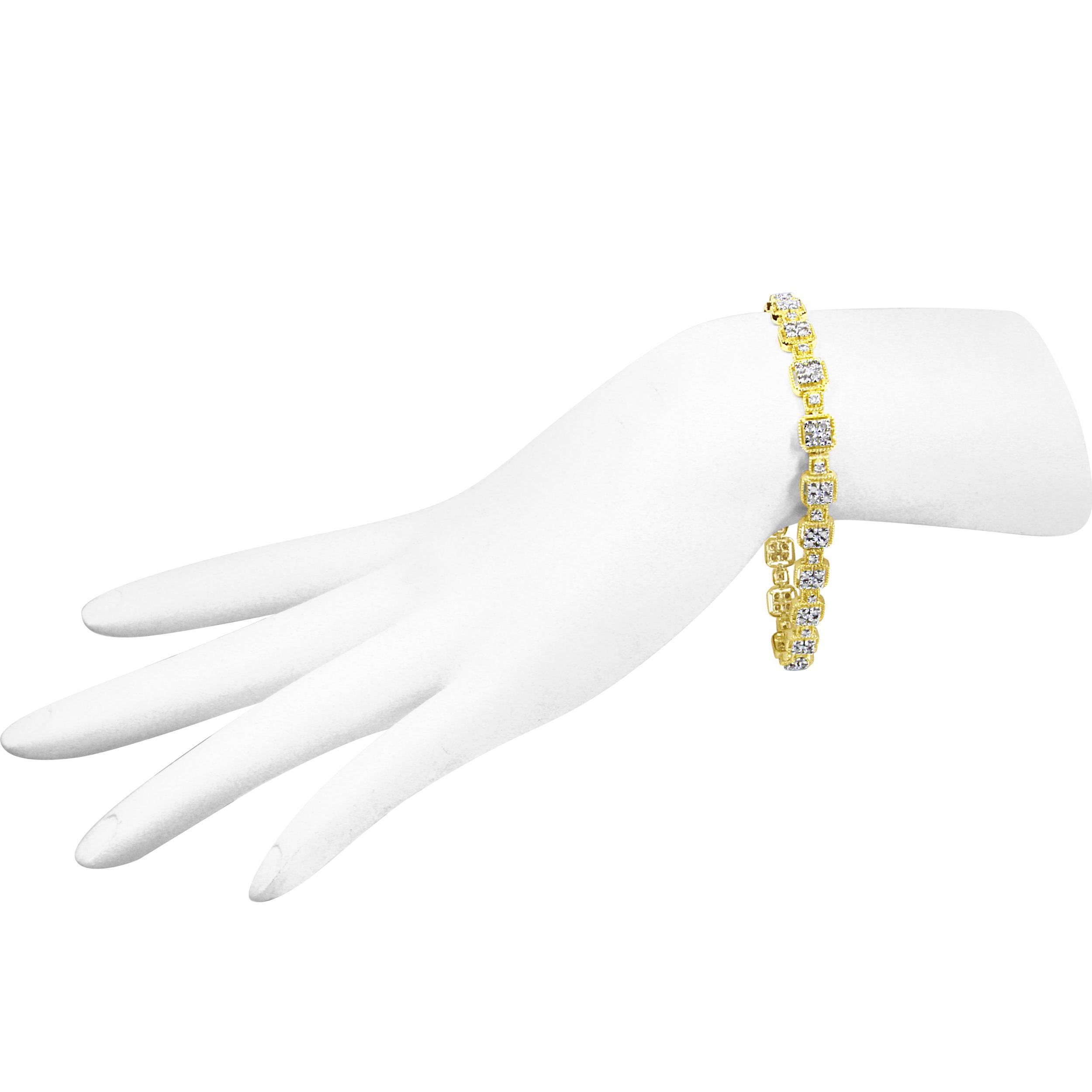 Bracelet à maillons carrés en or jaune 10 carats avec diamants de 2,0 carats Neuf - En vente à New York, NY