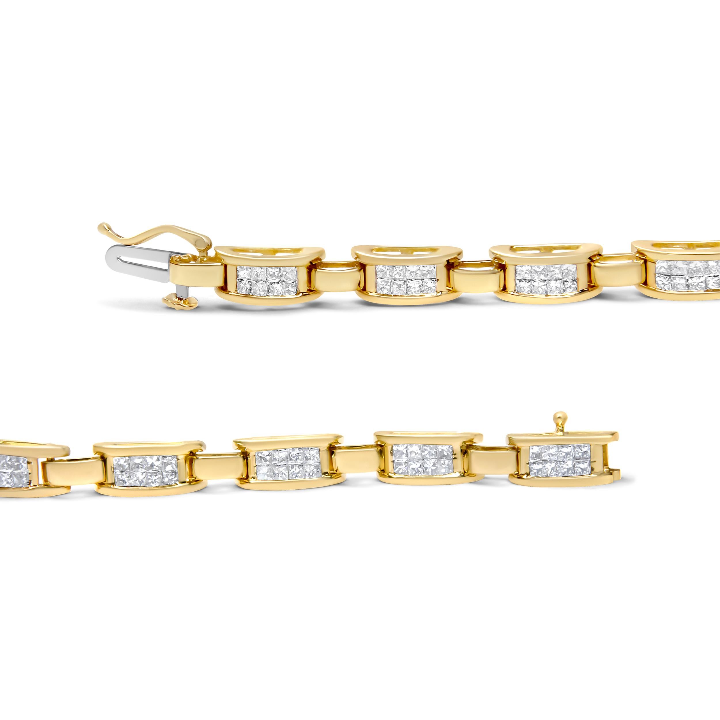 Contemporary 10K Yellow Gold 2.0 Carat Princess Cut Diamond Rectangular Link Bracelet For Sale