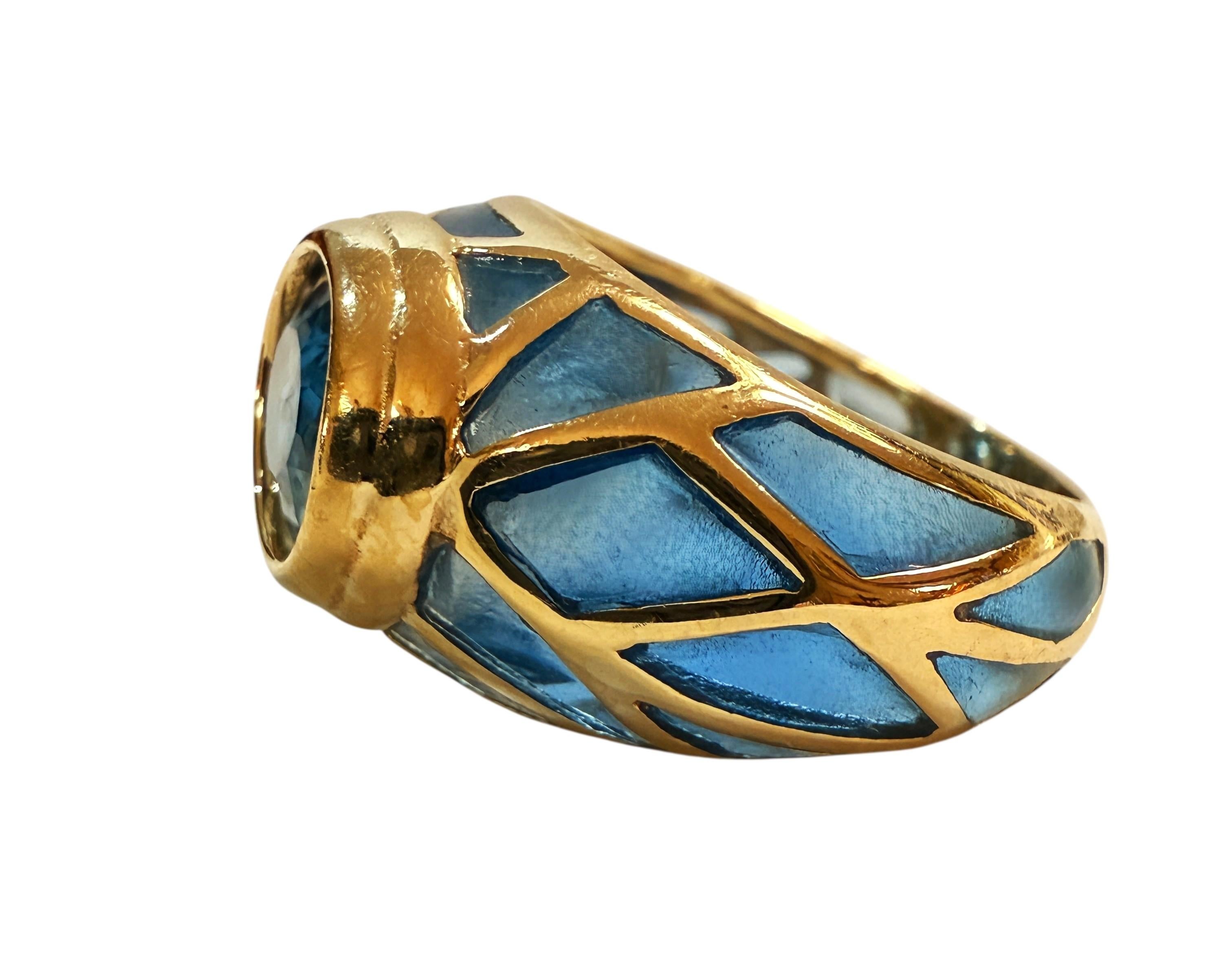 Anillo de oro amarillo de 10 quilates con topacio azul de Londres de 2,54 quilates y esmalte azul talla diamante Art Decó en venta