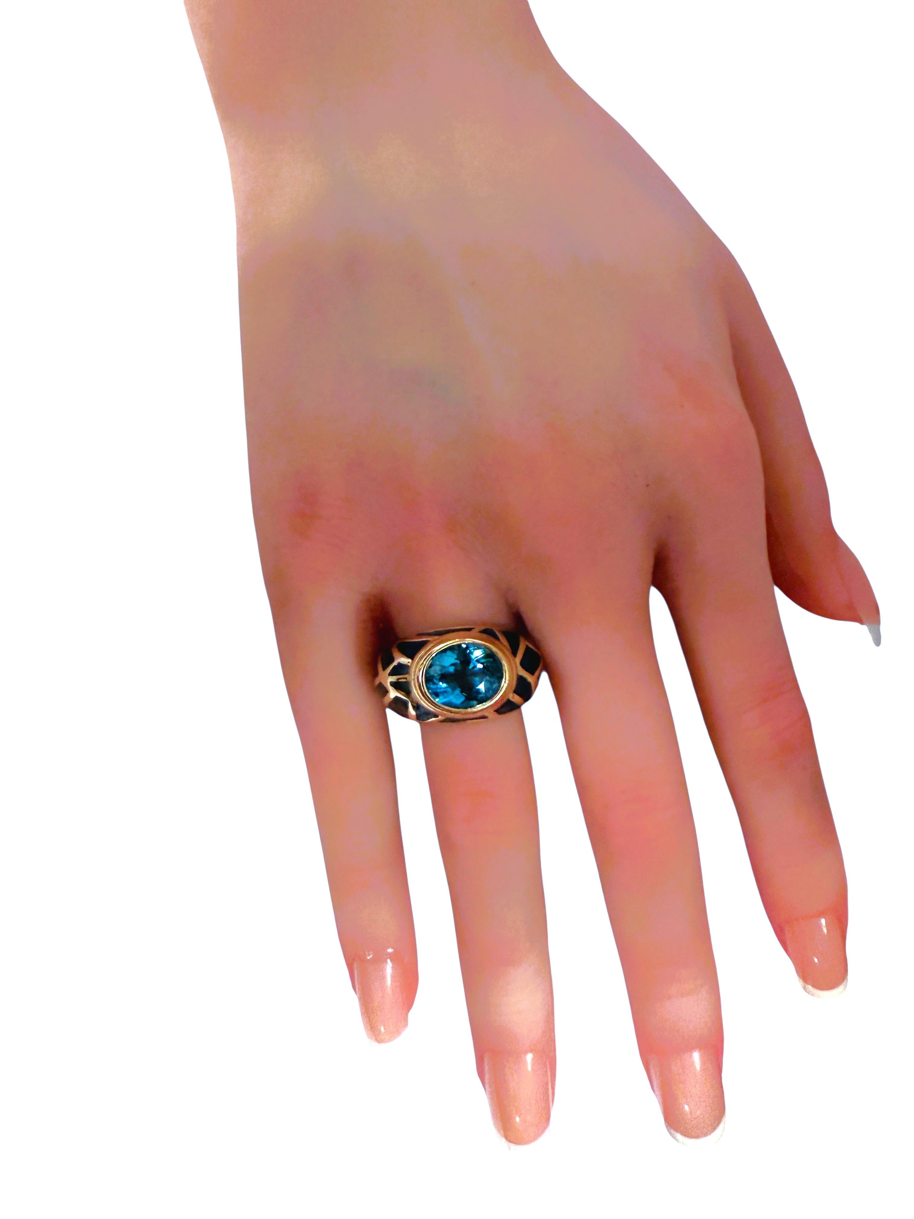 De las mujeres Anillo de oro amarillo de 10 quilates con topacio azul de Londres de 2,54 quilates y esmalte azul talla diamante en venta