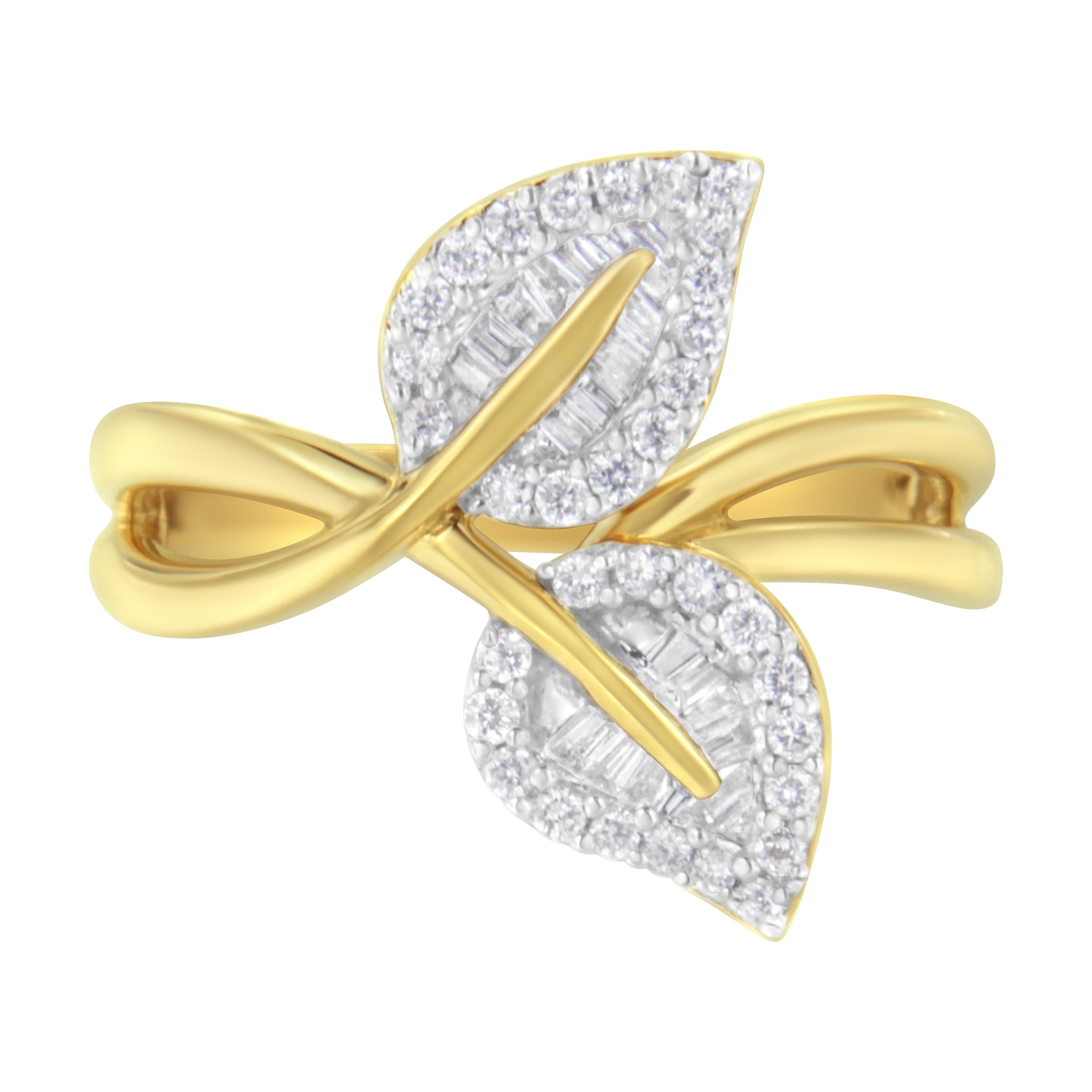 Modern 10K Yellow Gold 3/8 Carat Round and Baguette-Cut Diamond Leaf Cocktail Ring For Sale