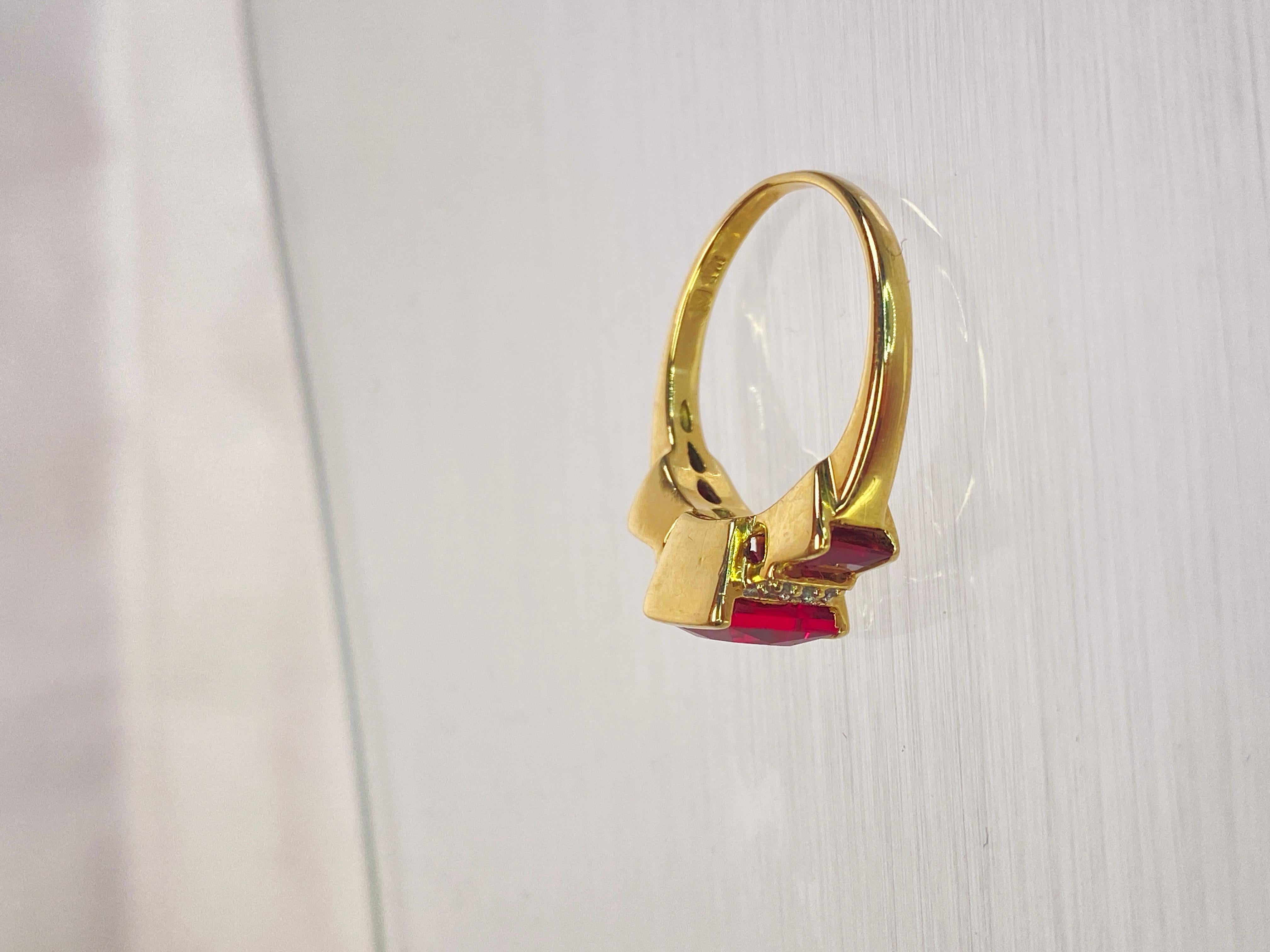 10K Yellow Gold 3 Carat Lab Princess Cut Ruby & Diamond 3 Stone Square Ring For Sale 1