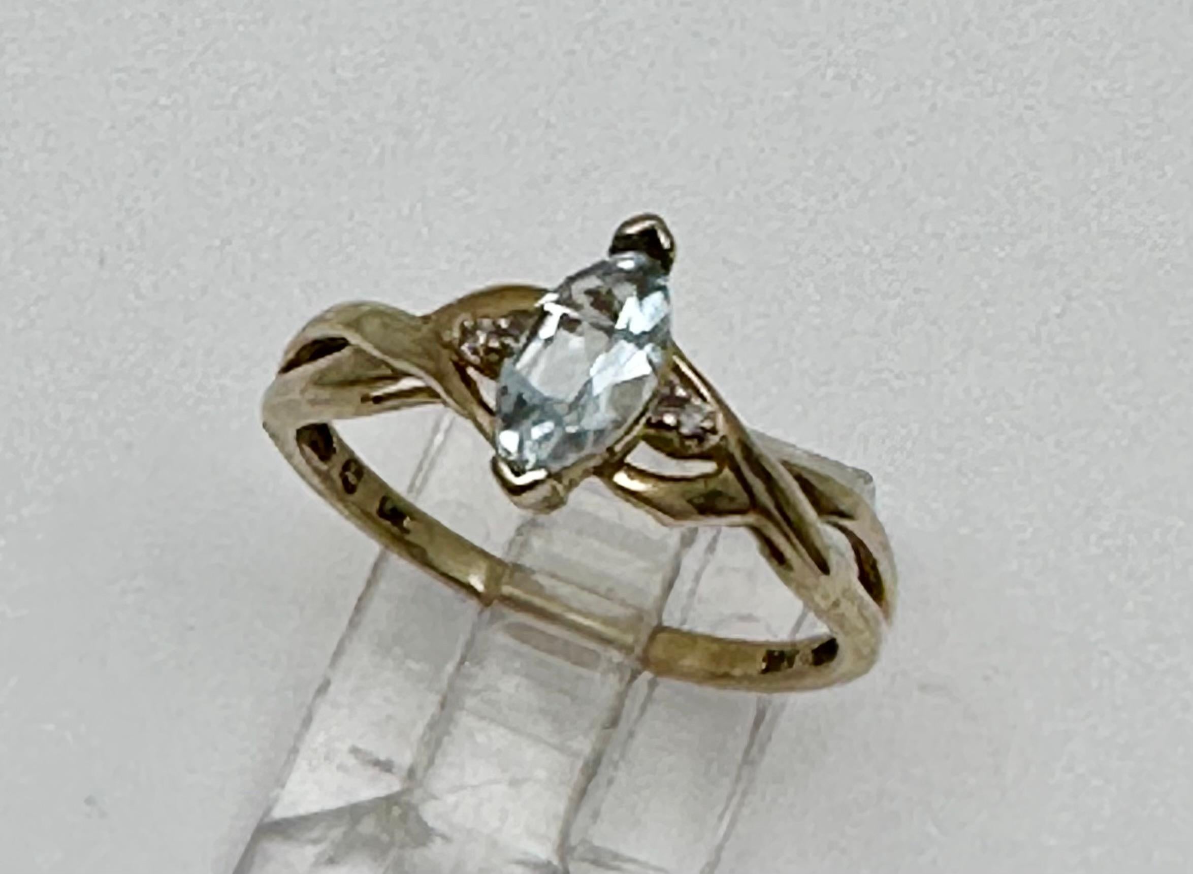 Artisan 10k Yellow Gold 4mm x 8mm Marquise Blue Topaz Diamond Ring Size 7 For Sale