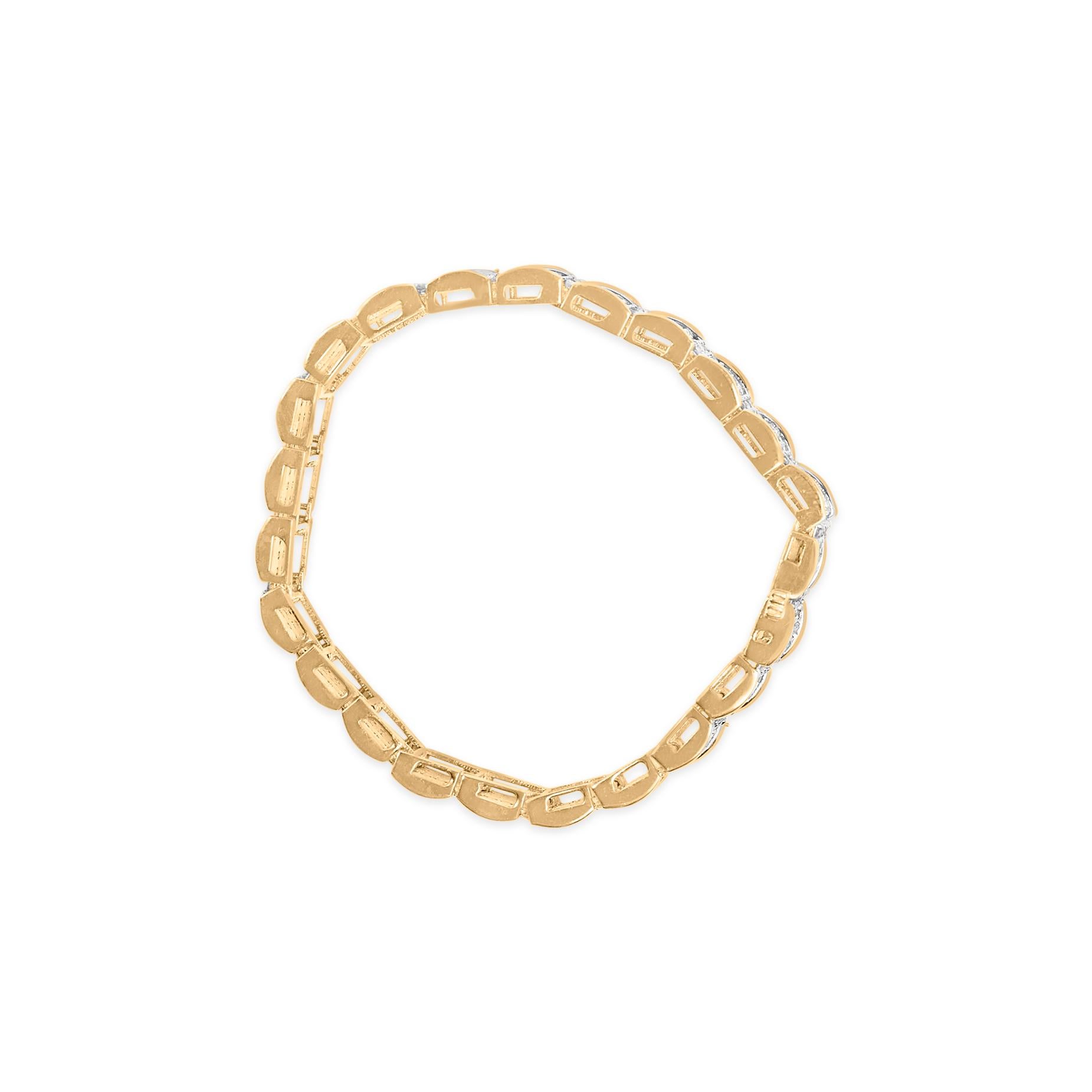 Moderne Bracelet en or jaune 10K à maillons en diamant taillé en rond de 5,00 Cttw, 7