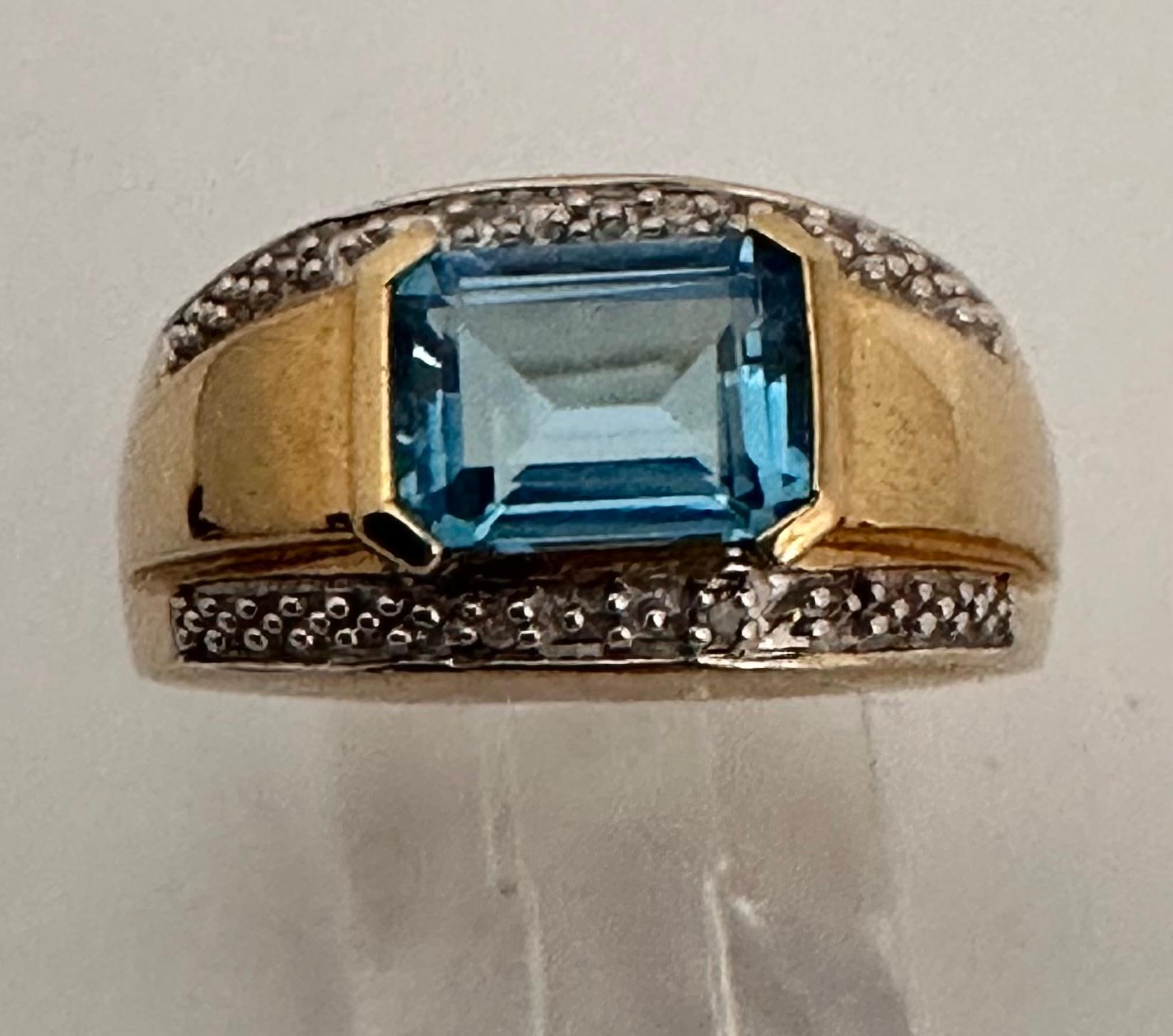 10k Yellow Gold 6mm x 8mm Emerald Cut Blue Topaz Diamond Ring Size 7 For Sale 5