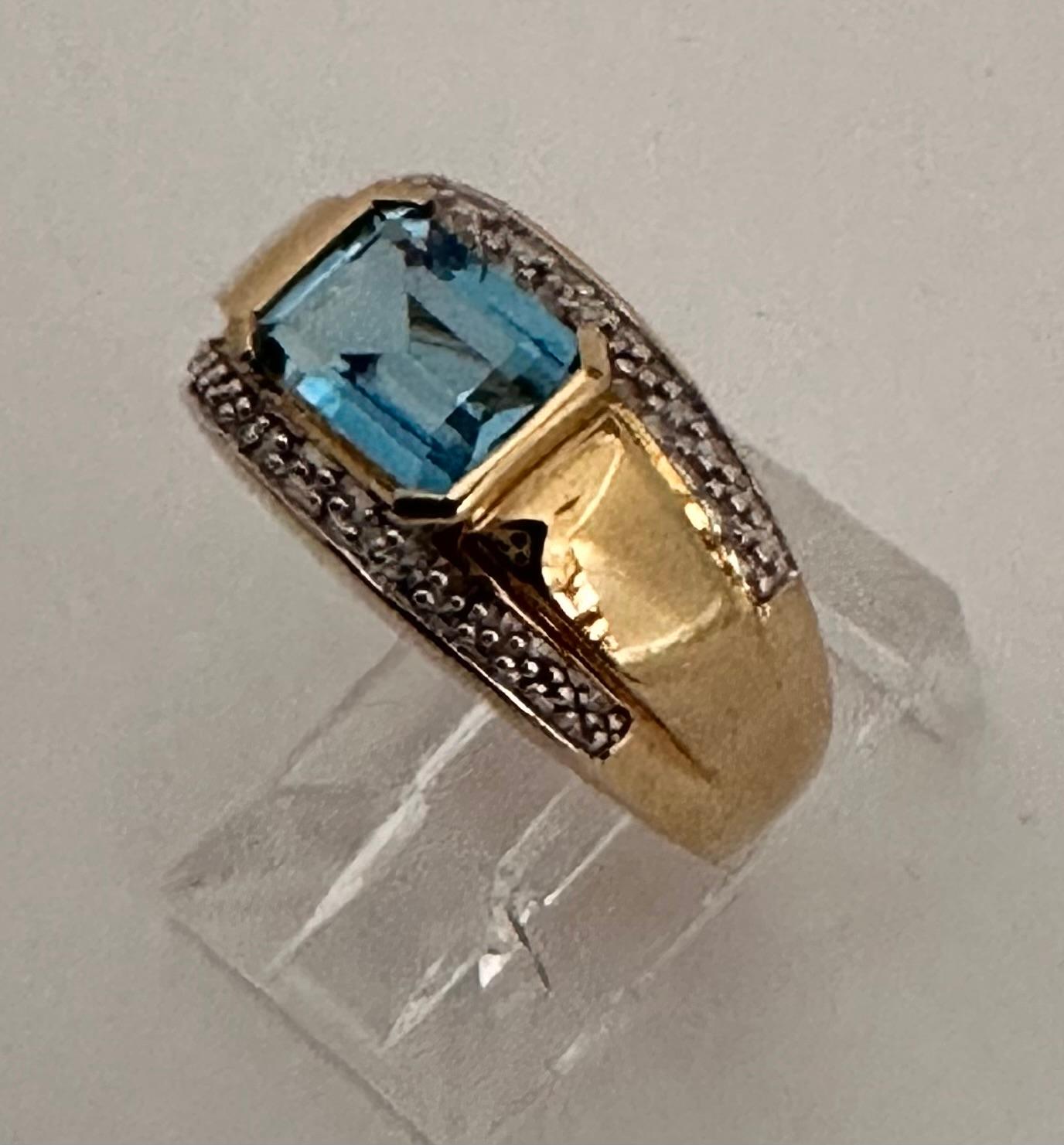 10k Yellow Gold 6mm x 8mm Emerald Cut Blue Topaz Diamond Ring Size 7 For Sale 7