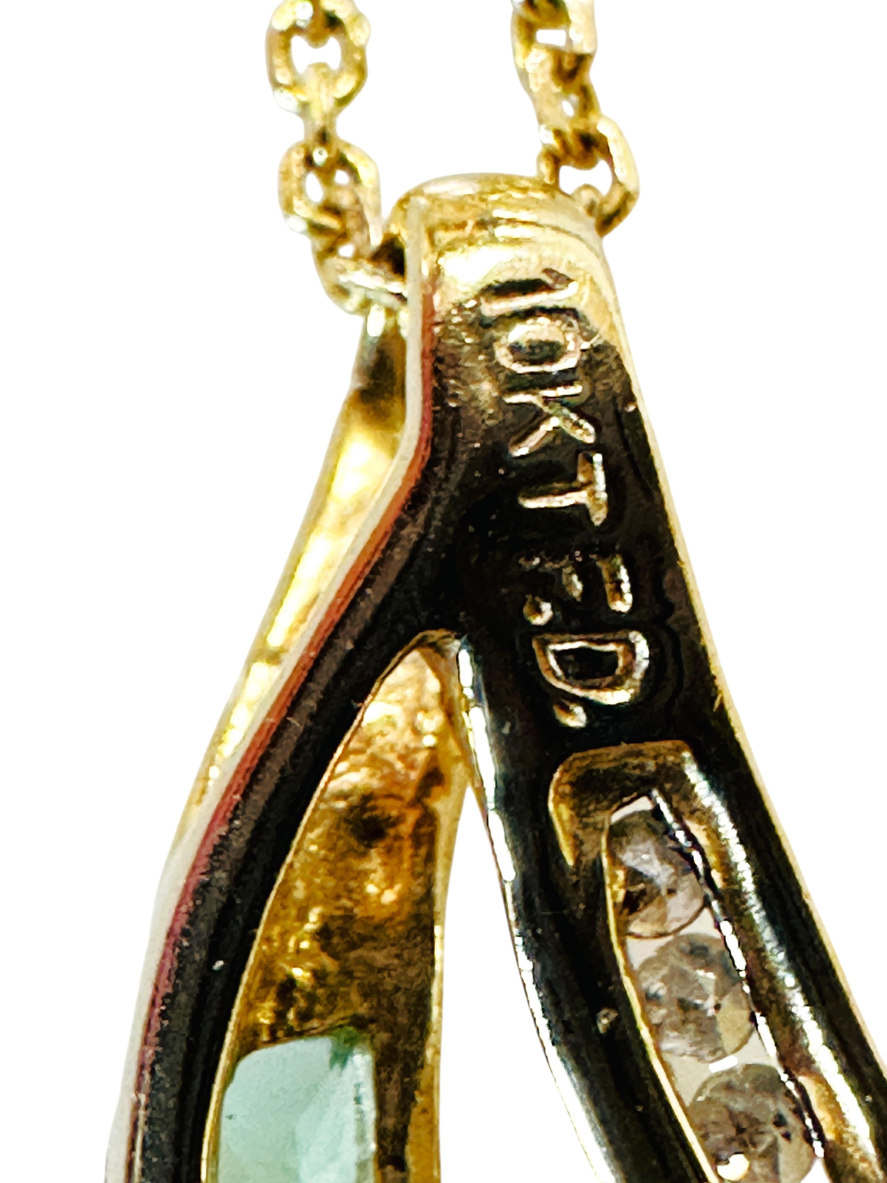 10K Yellow Gold .80 Carat Emerald & .04 Carat Diamond Necklace Pendant en vente 4