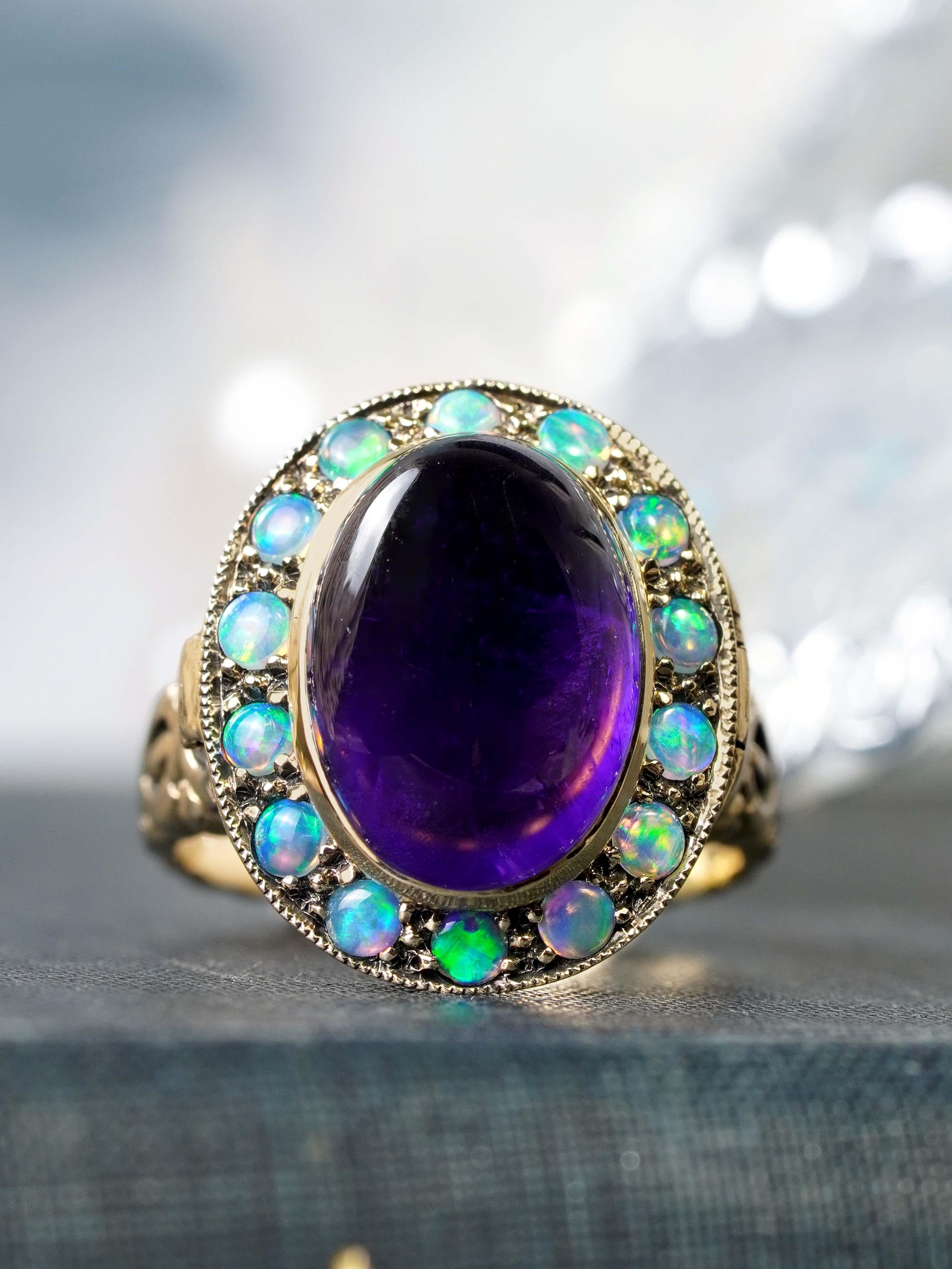 10K Gelbgold Amethyst Cabochon und Opal Poison Ring im Angebot 7