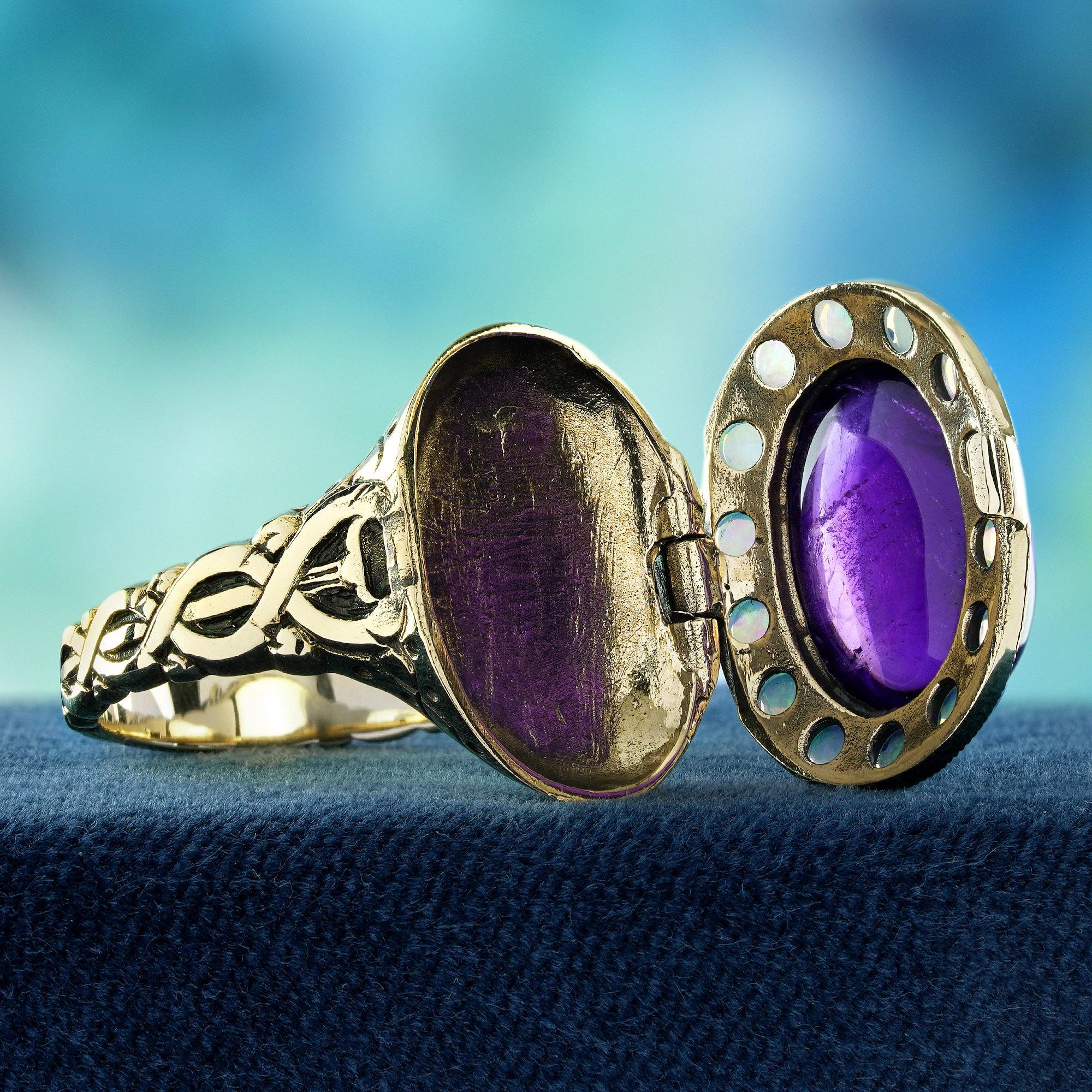 10K Gelbgold Amethyst Cabochon und Opal Poison Ring Damen im Angebot