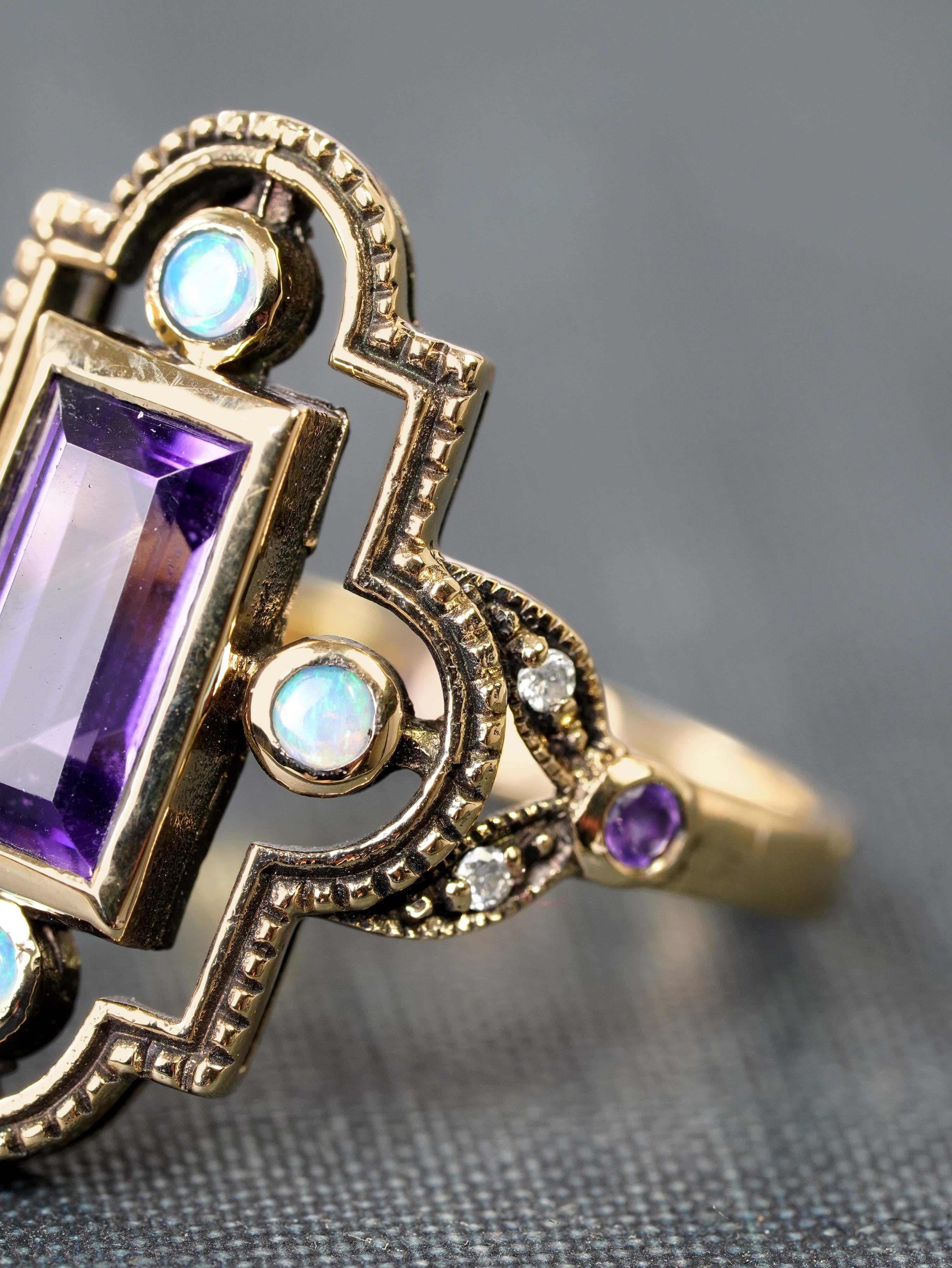 Bague de cocktail en or jaune 10K avec améthyste, opale et diamant de style vintage en vente 5