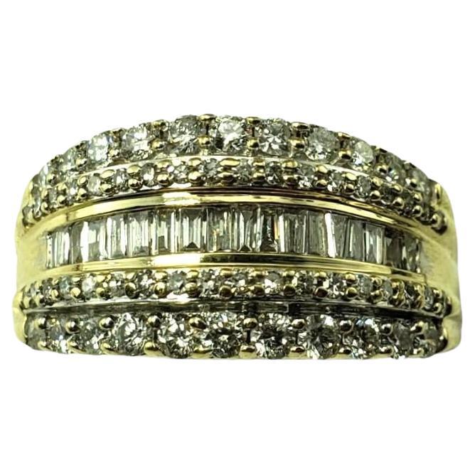 10K Yellow Gold and Diamond Band Ring Size 7.5 #15458 For Sale
