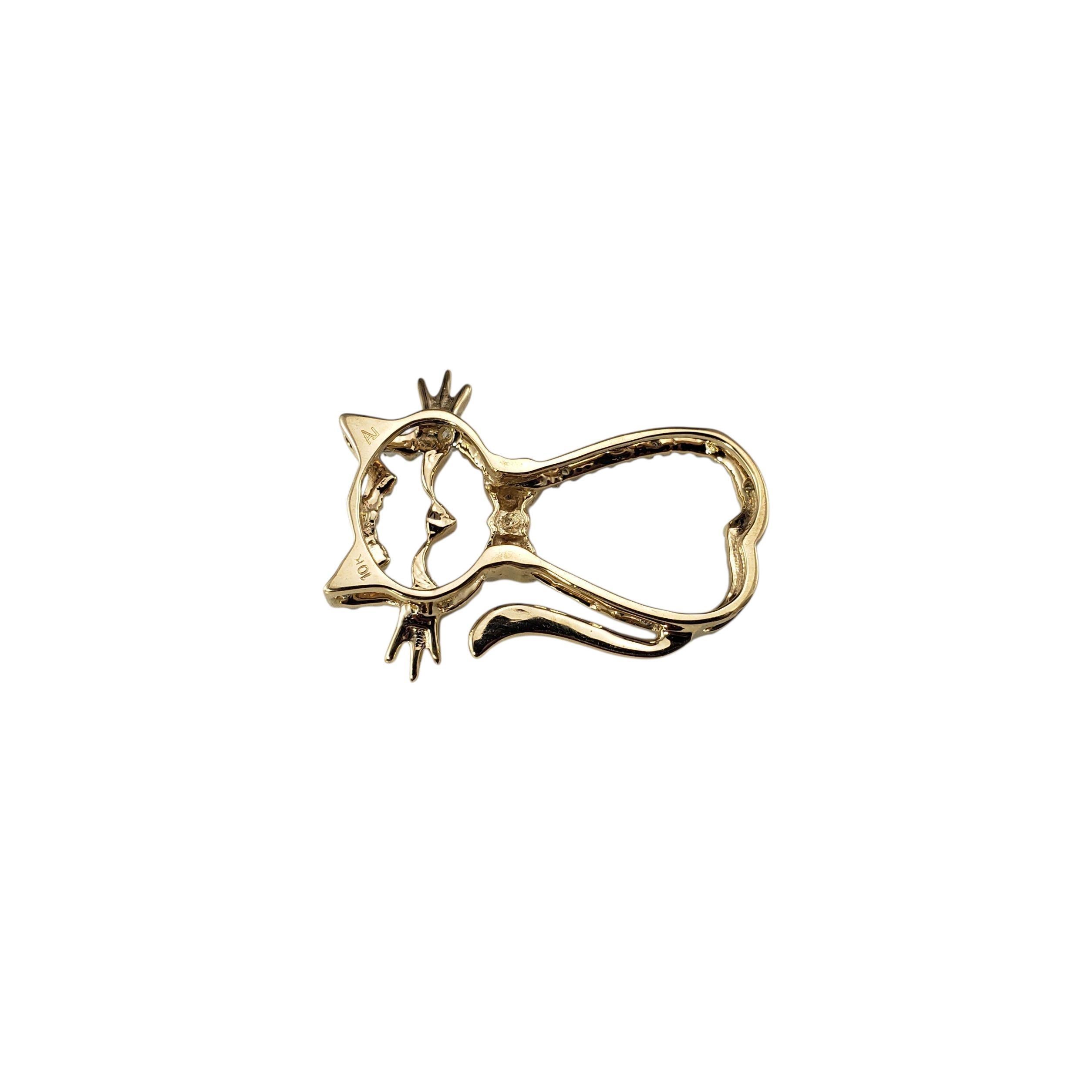 Taille simple Pendentif chat en or jaune 10K et diamants #23014 en vente