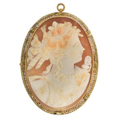 10K Yellow Gold Antique Cameo Brooch 20g