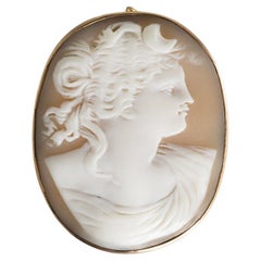 10K Yellow Gold Antique Cameo Brooch