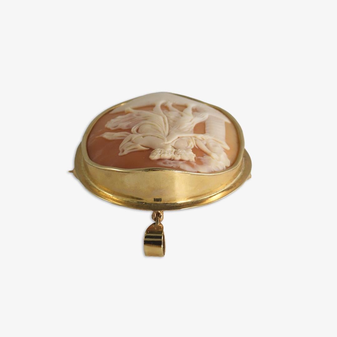 10K Yellow Gold Antique Large Carved Greek Maiden Cameo Brooch For Sale 1