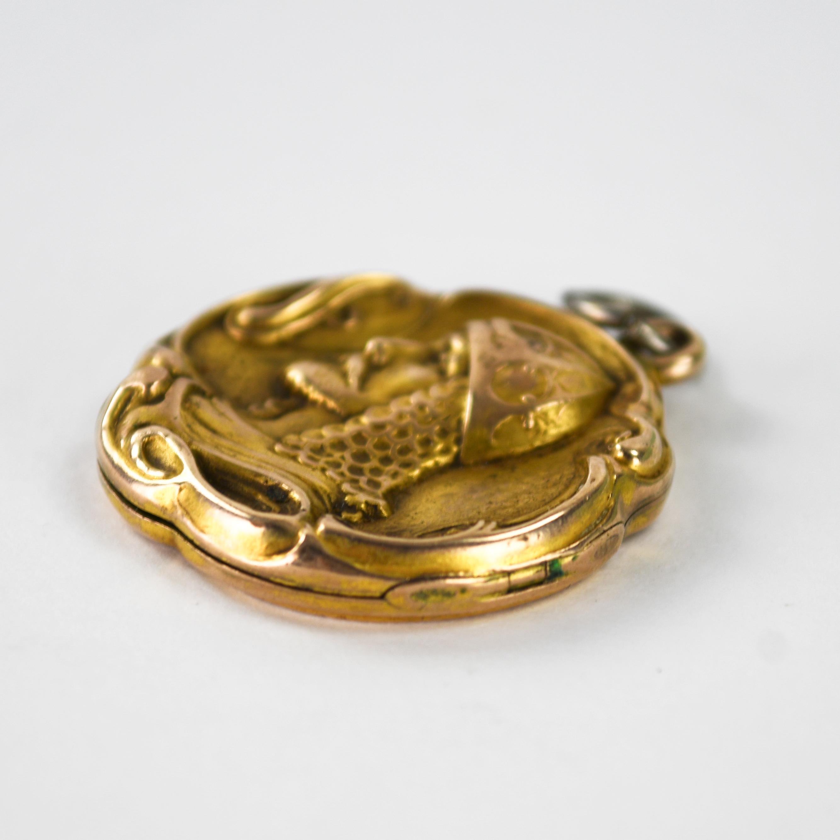 Pendentif antique en or jaune 10K 6.6g Excellent état - En vente à Laguna Beach, CA
