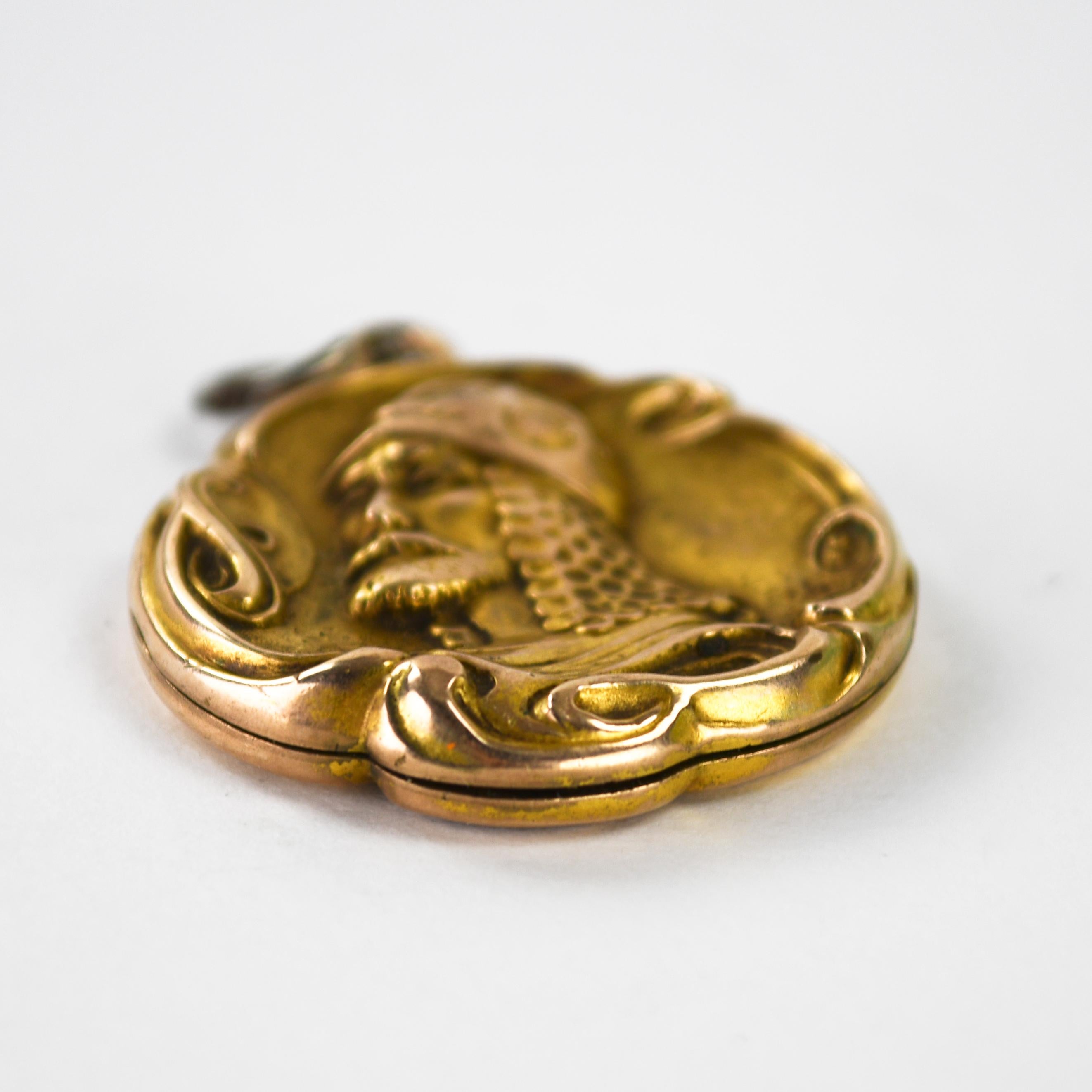 Pendentif antique en or jaune 10K 6.6g Unisexe en vente