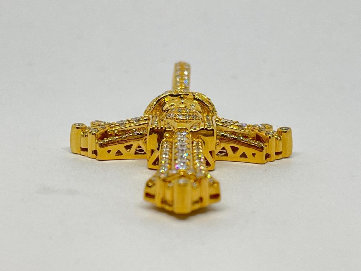 Round Cut 10K Yellow Gold Approx. 3.00 C.T.W. Round Diamond Crucifix Pendant 16.8g For Sale