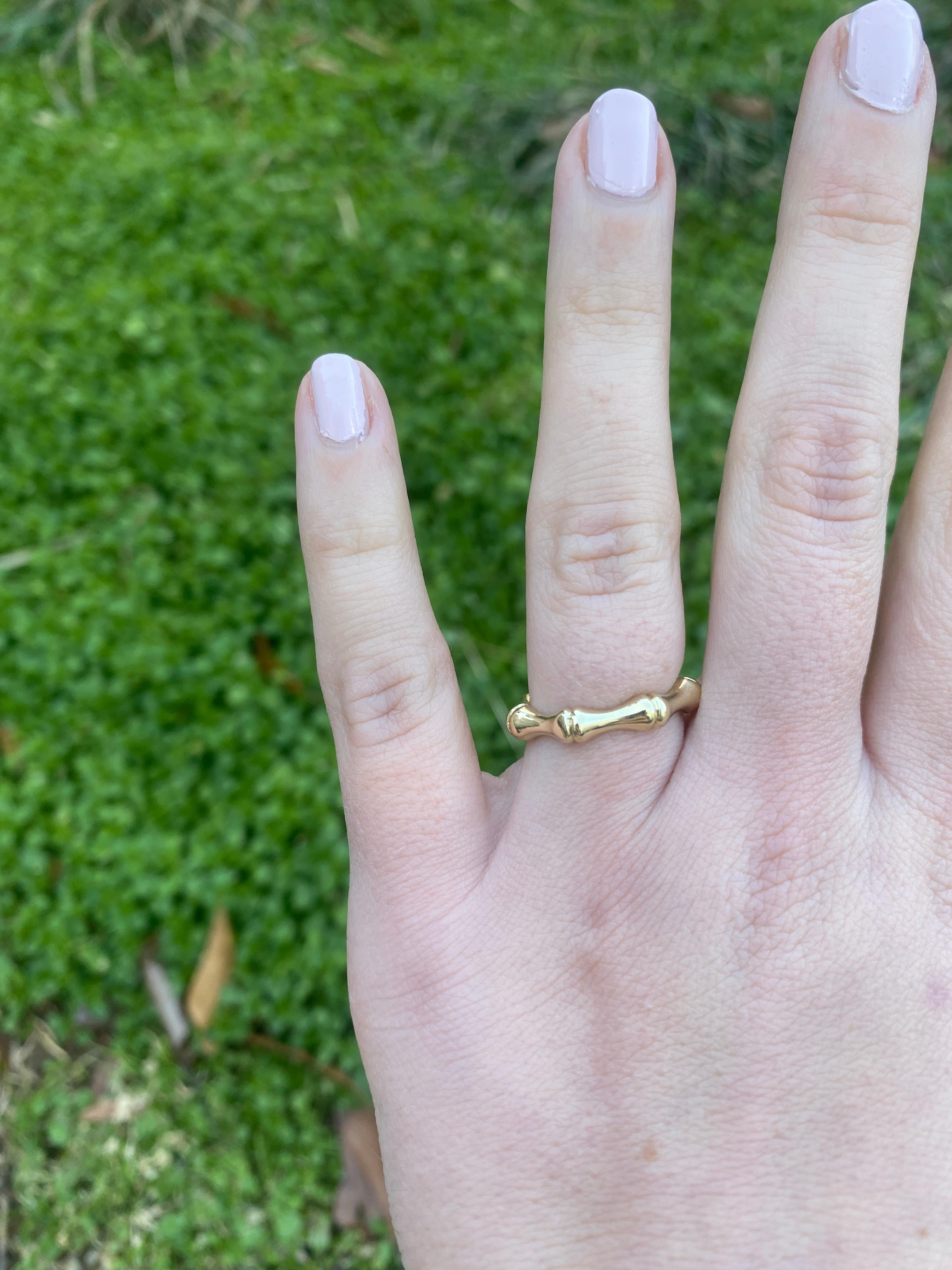 Bague bambou en or jaune 10 carats, or massif, taille de bague 6,25 en vente 2