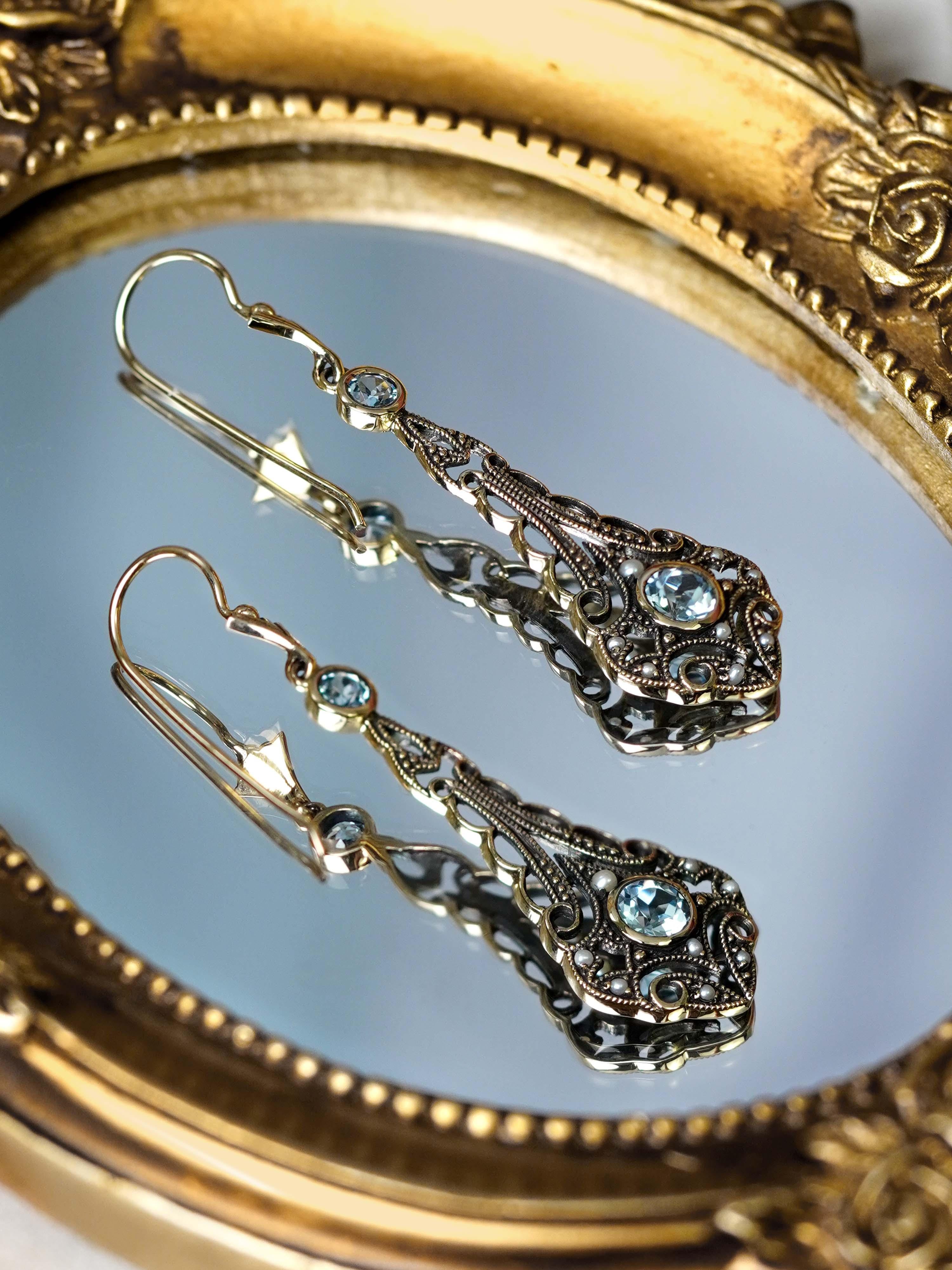 9K Yellow Gold Blue Topaz and Pearl Vintage Style Filigree Drop Earrings In New Condition For Sale In Bangkok, TH