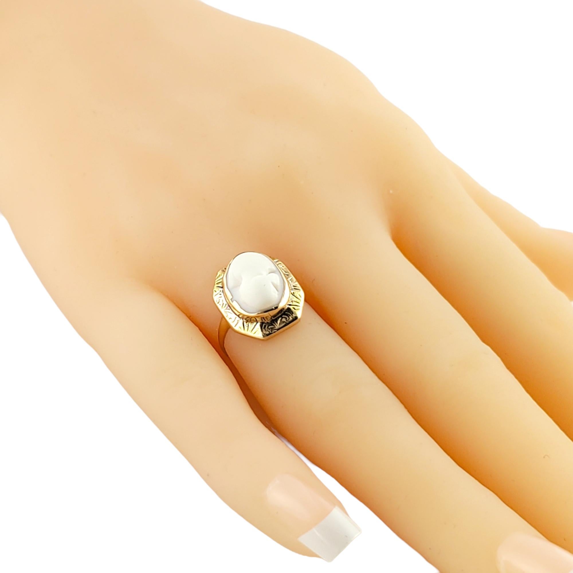 cameo ring vintage